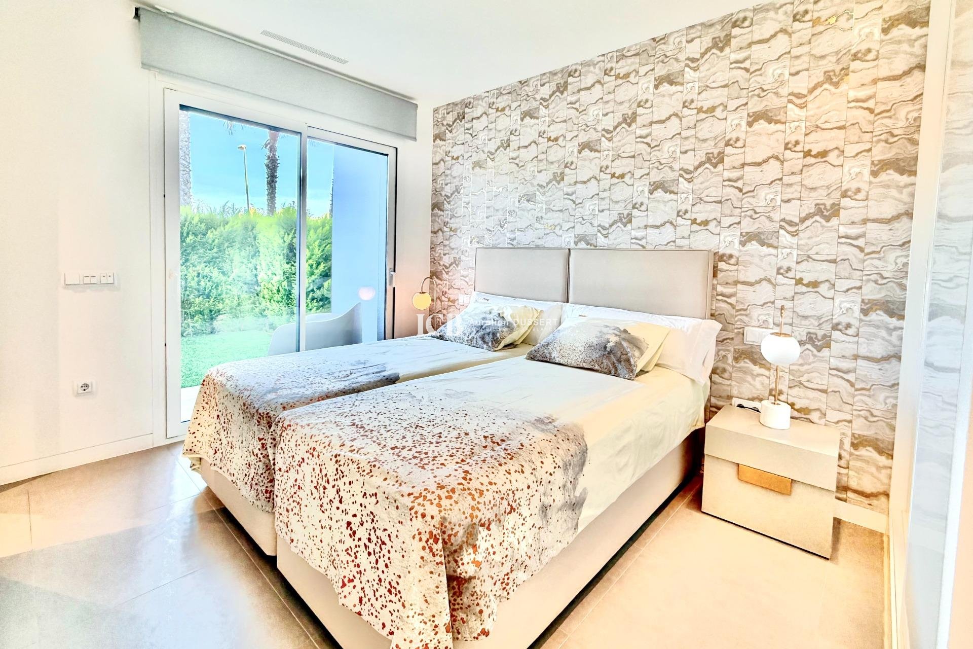 Reventa - Apartamento / piso -
Las Colinas Golf