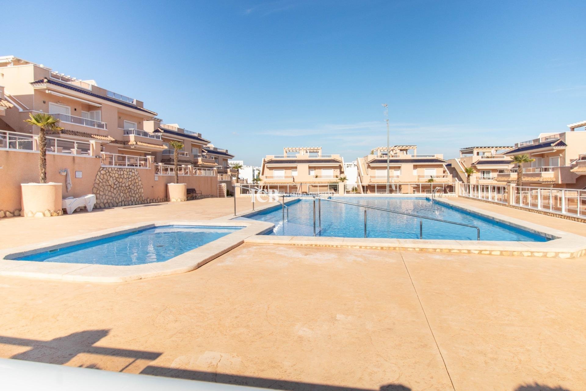Reventa - Apartamento / piso -
Los Altos - Torrevieja