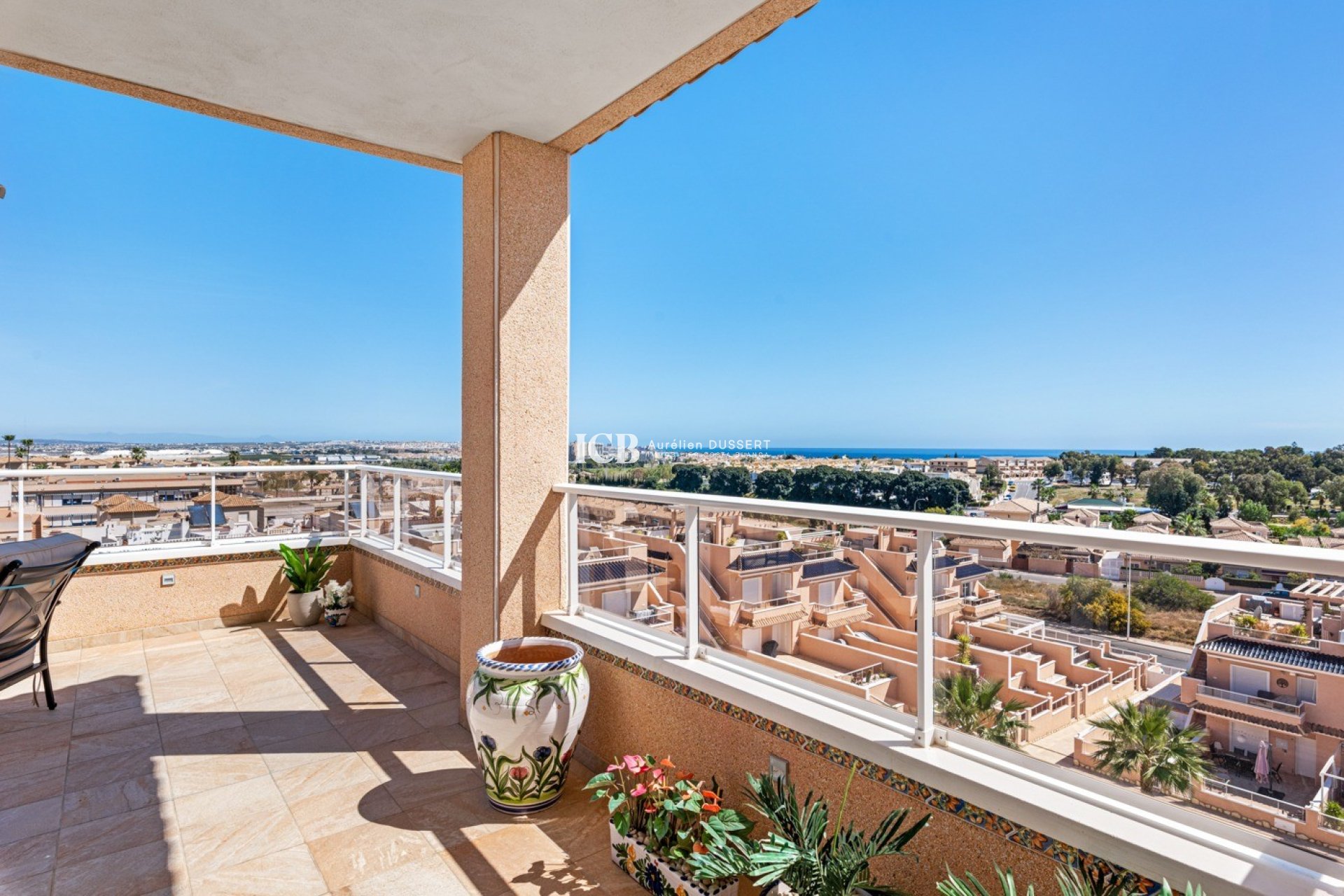 Reventa - Apartamento / piso -
Los Altos - Torrevieja