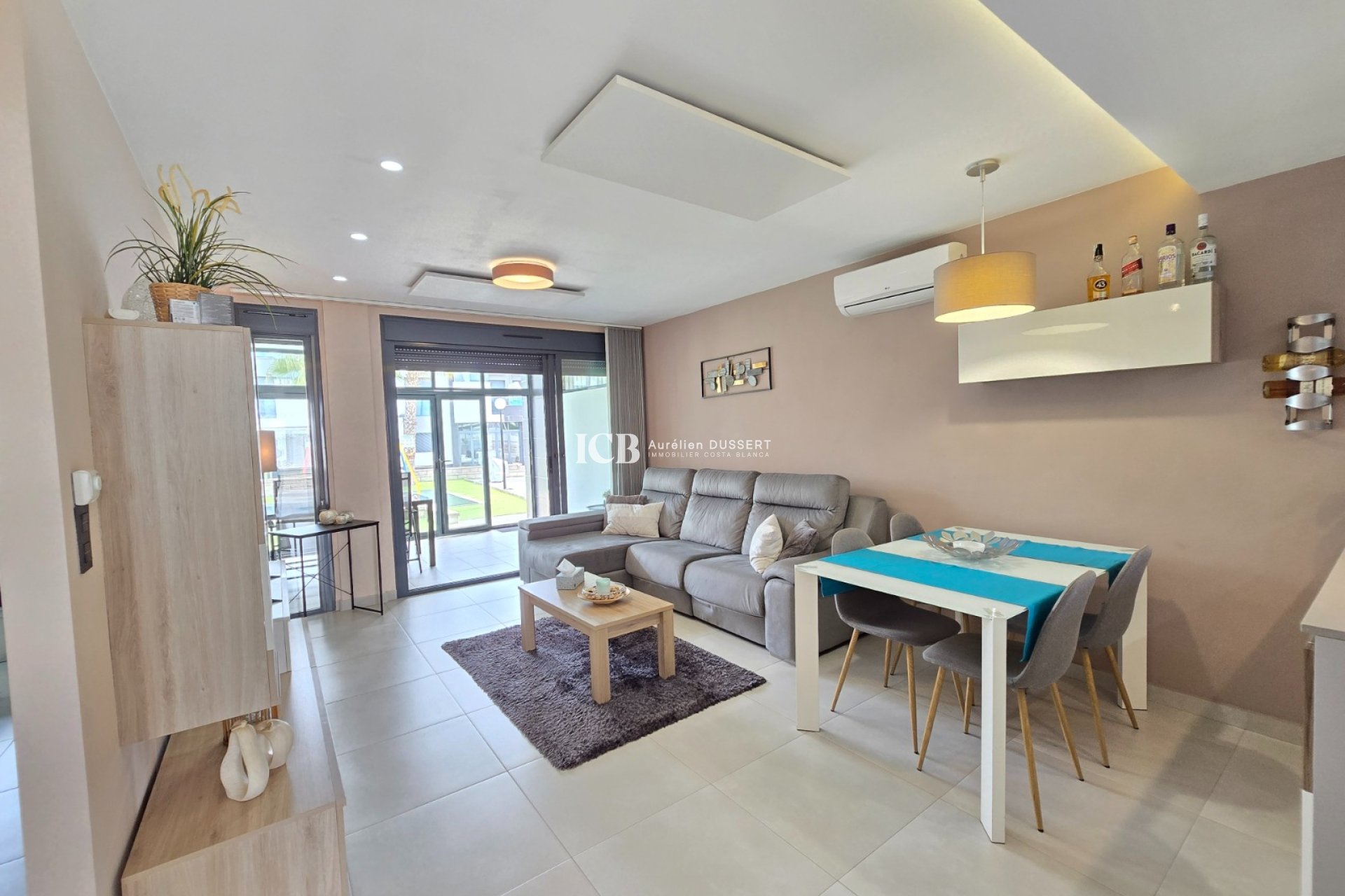 Reventa - Apartamento / piso -
Los Altos - Torrevieja