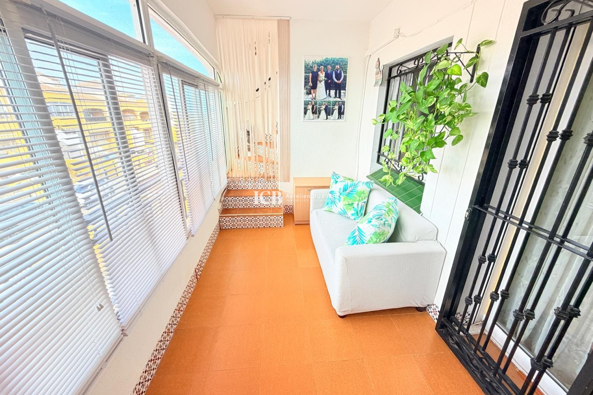 Reventa - Apartamento / piso -
Los Montesinos - La Herrada