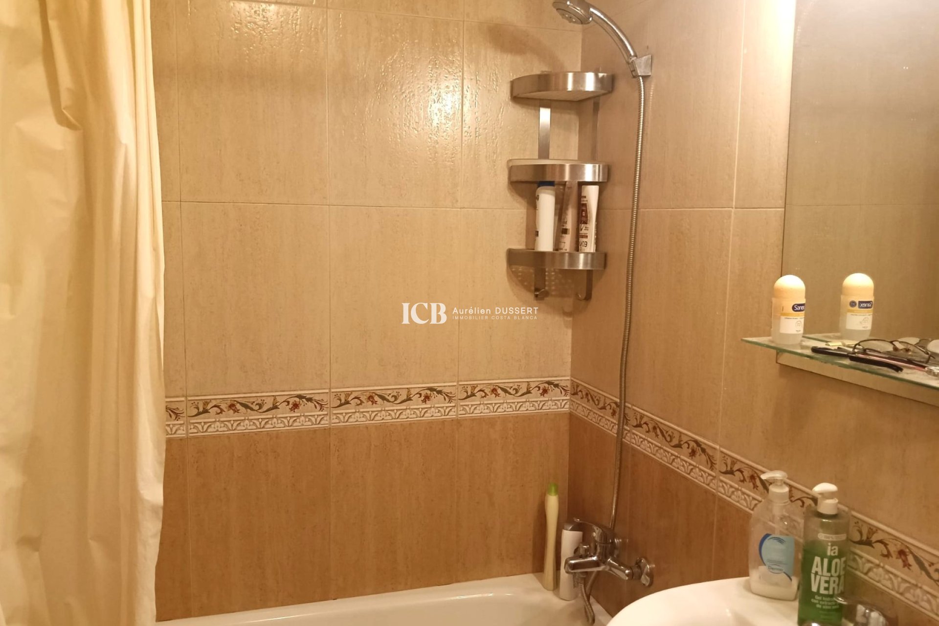Reventa - Apartamento / piso -
Los Montesinos