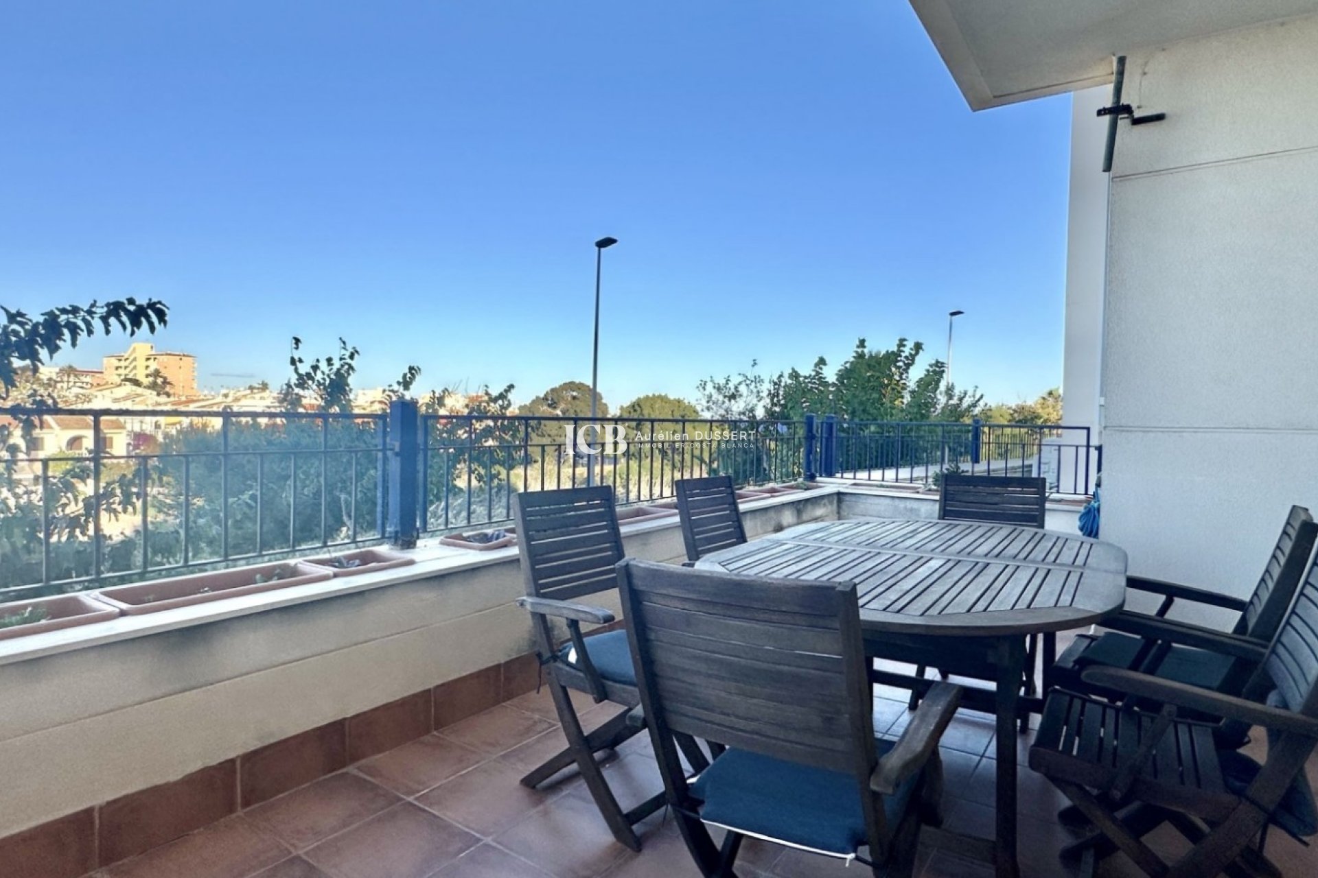 Reventa - Apartamento / piso -
Mil Palmeras