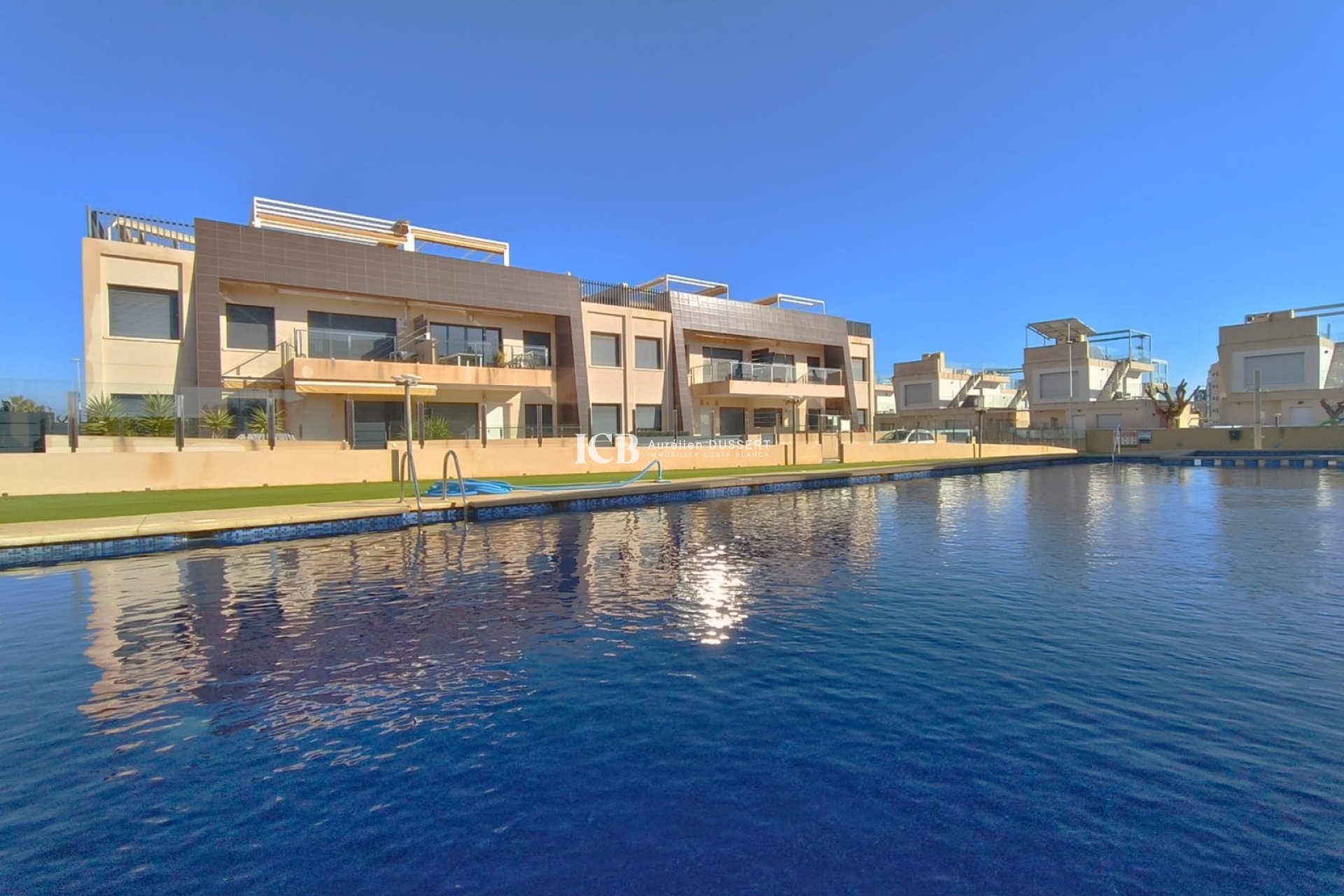 Reventa - Apartamento / piso -
Mil Palmeras