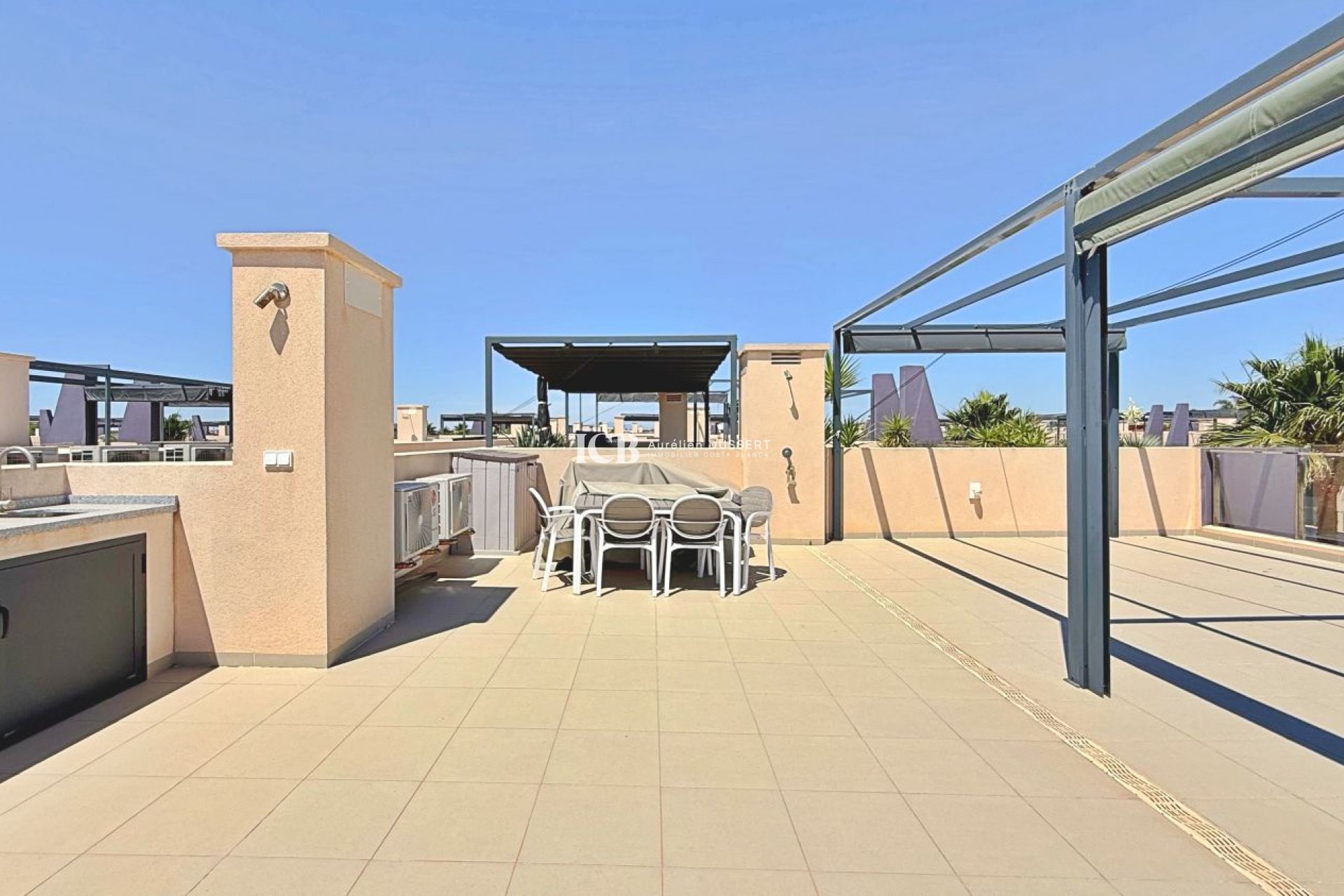 Reventa - Apartamento / piso -
Mil Palmeras