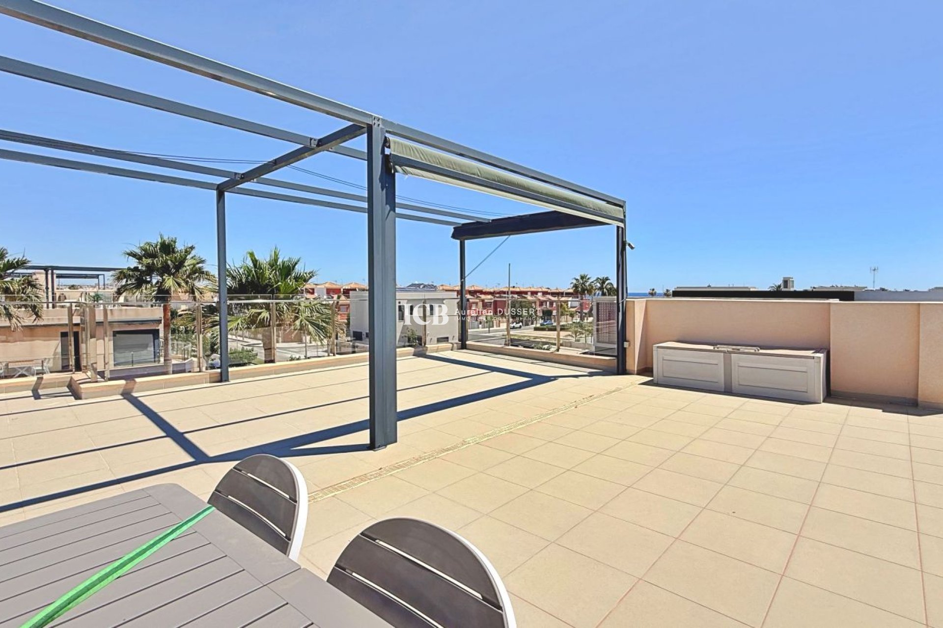 Reventa - Apartamento / piso -
Mil Palmeras