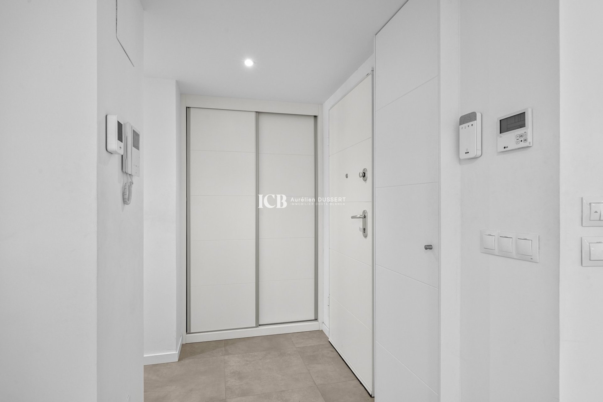 Reventa - Apartamento / piso -
Orihuela Costa - Campoamor