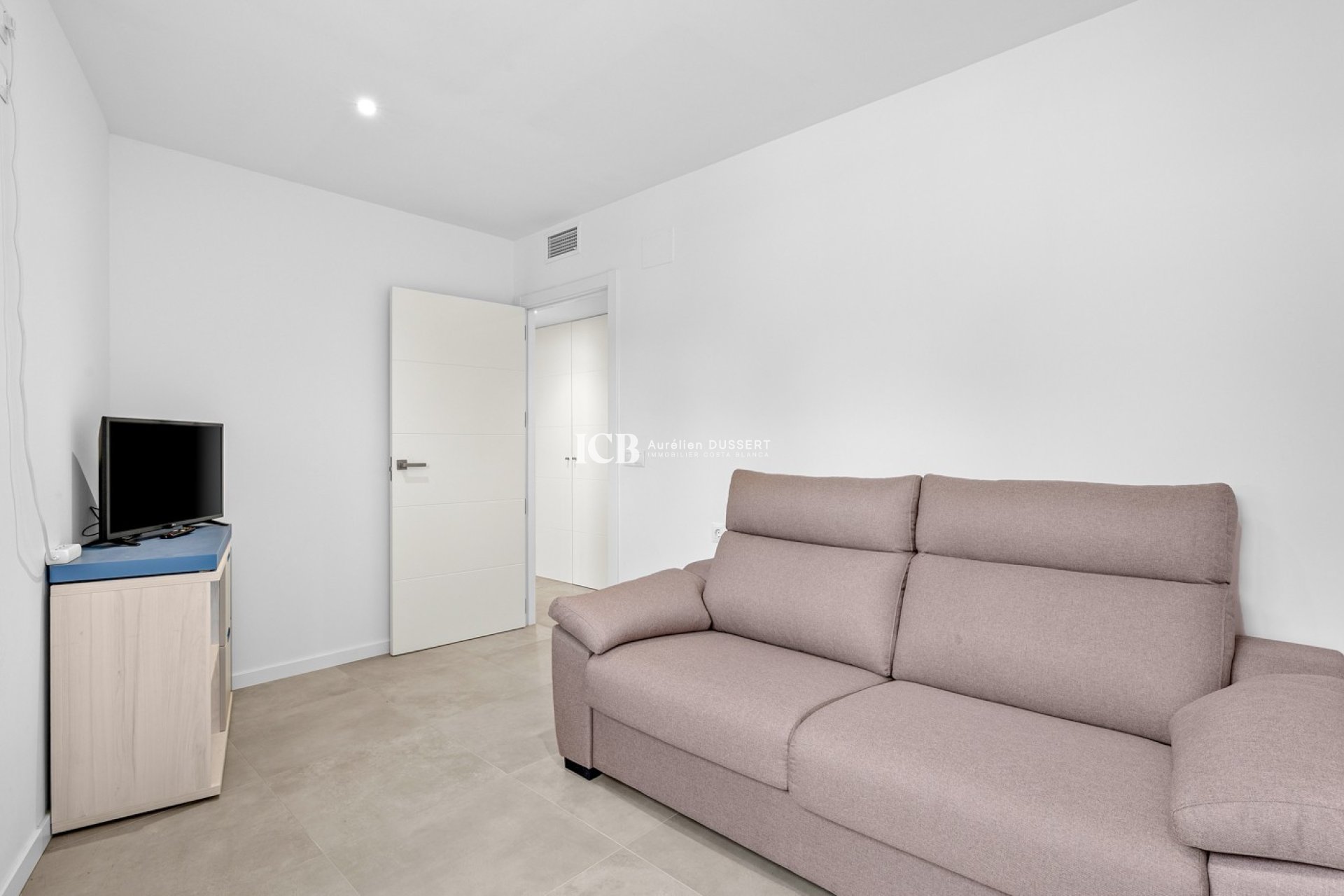 Reventa - Apartamento / piso -
Orihuela Costa - Campoamor