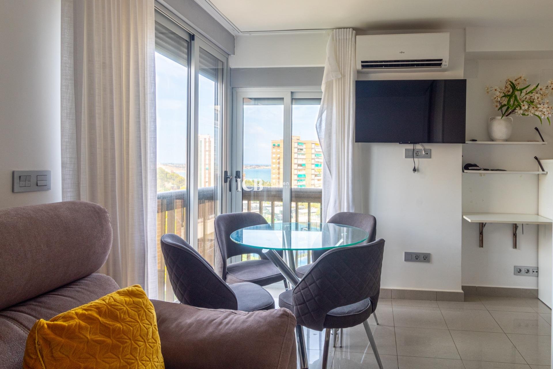 Reventa - Apartamento / piso -
Orihuela Costa - Campoamor