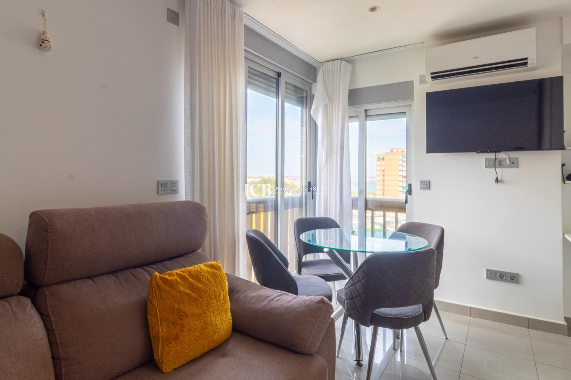 Reventa - Apartamento / piso -
Orihuela Costa - Campoamor