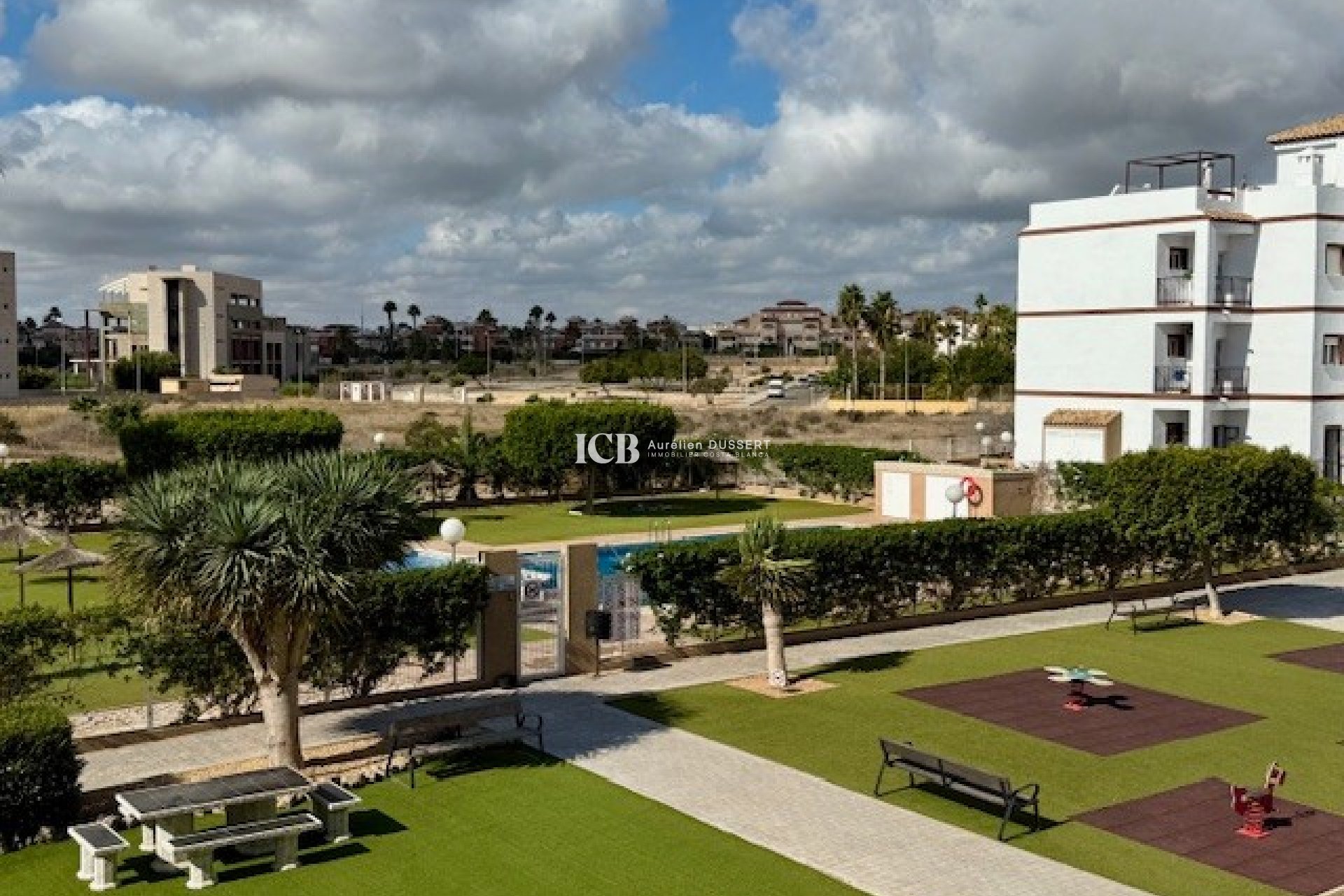 Reventa - Apartamento / piso -
Orihuela Costa - La Ciñuelica