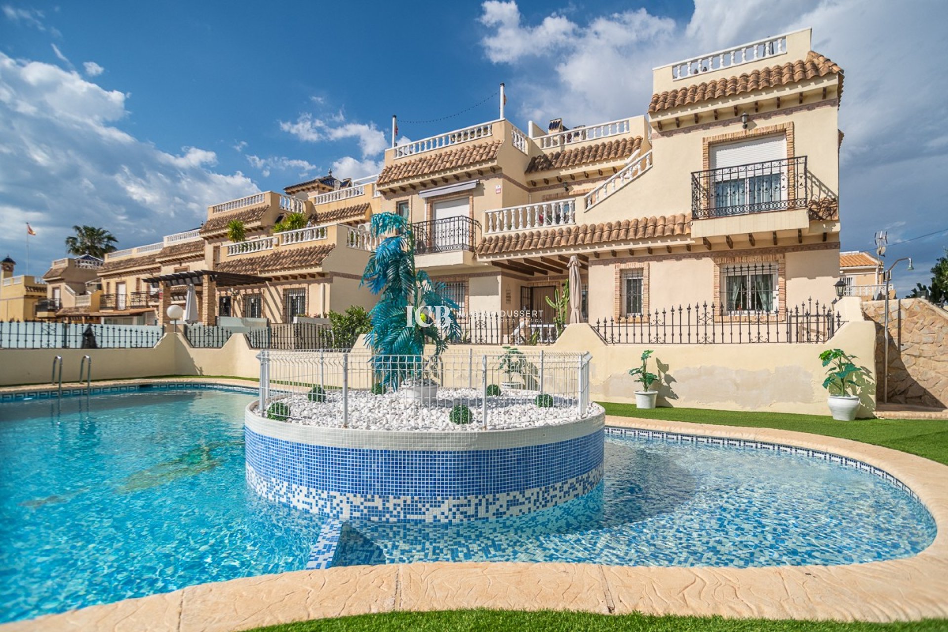 Reventa - Apartamento / piso -
Orihuela Costa - La Florida