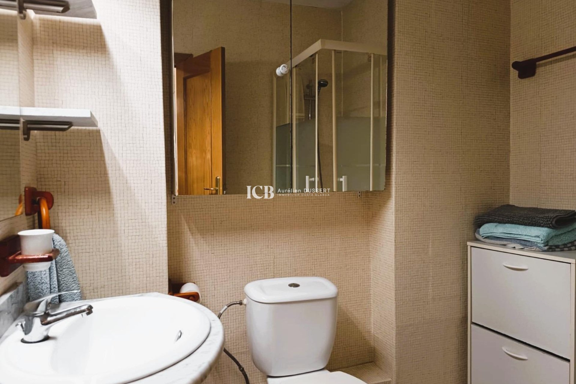 Reventa - Apartamento / piso -
Orihuela Costa - La Regia