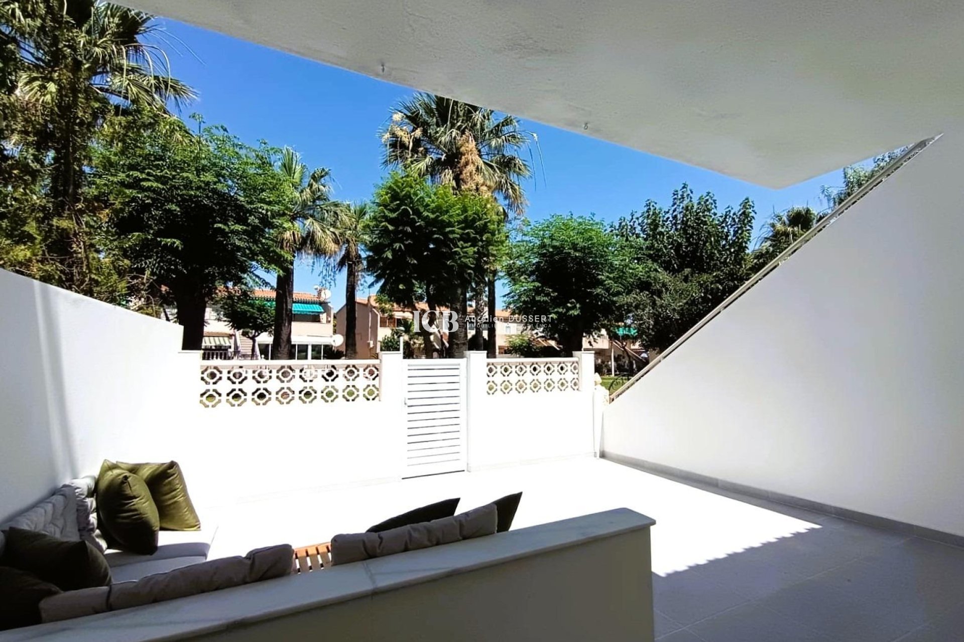 Reventa - Apartamento / piso -
Orihuela Costa - La Regia