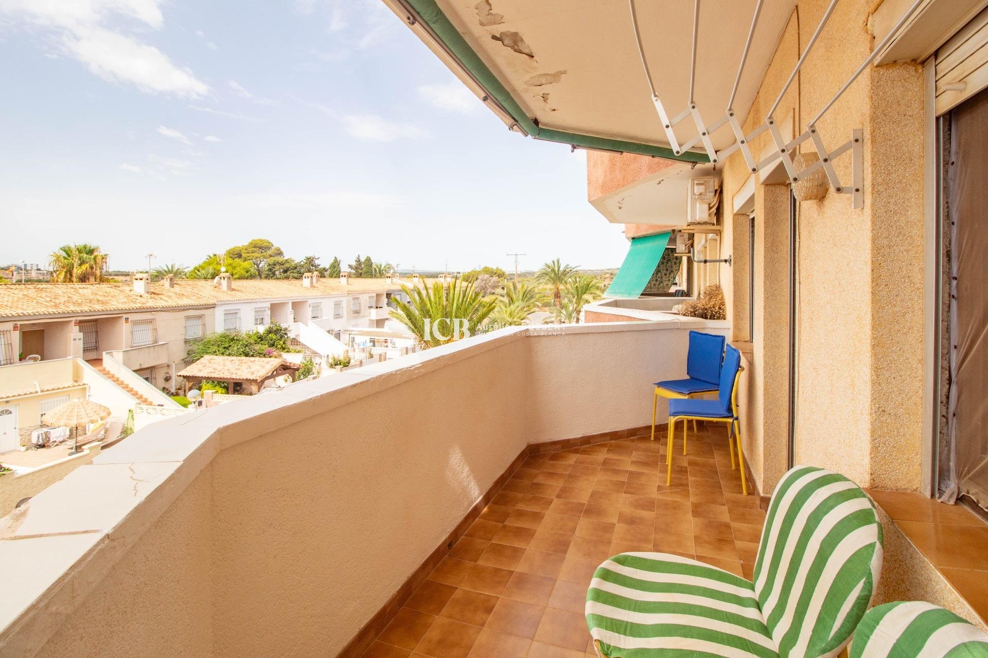 Reventa - Apartamento / piso -
Orihuela Costa - La Regia
