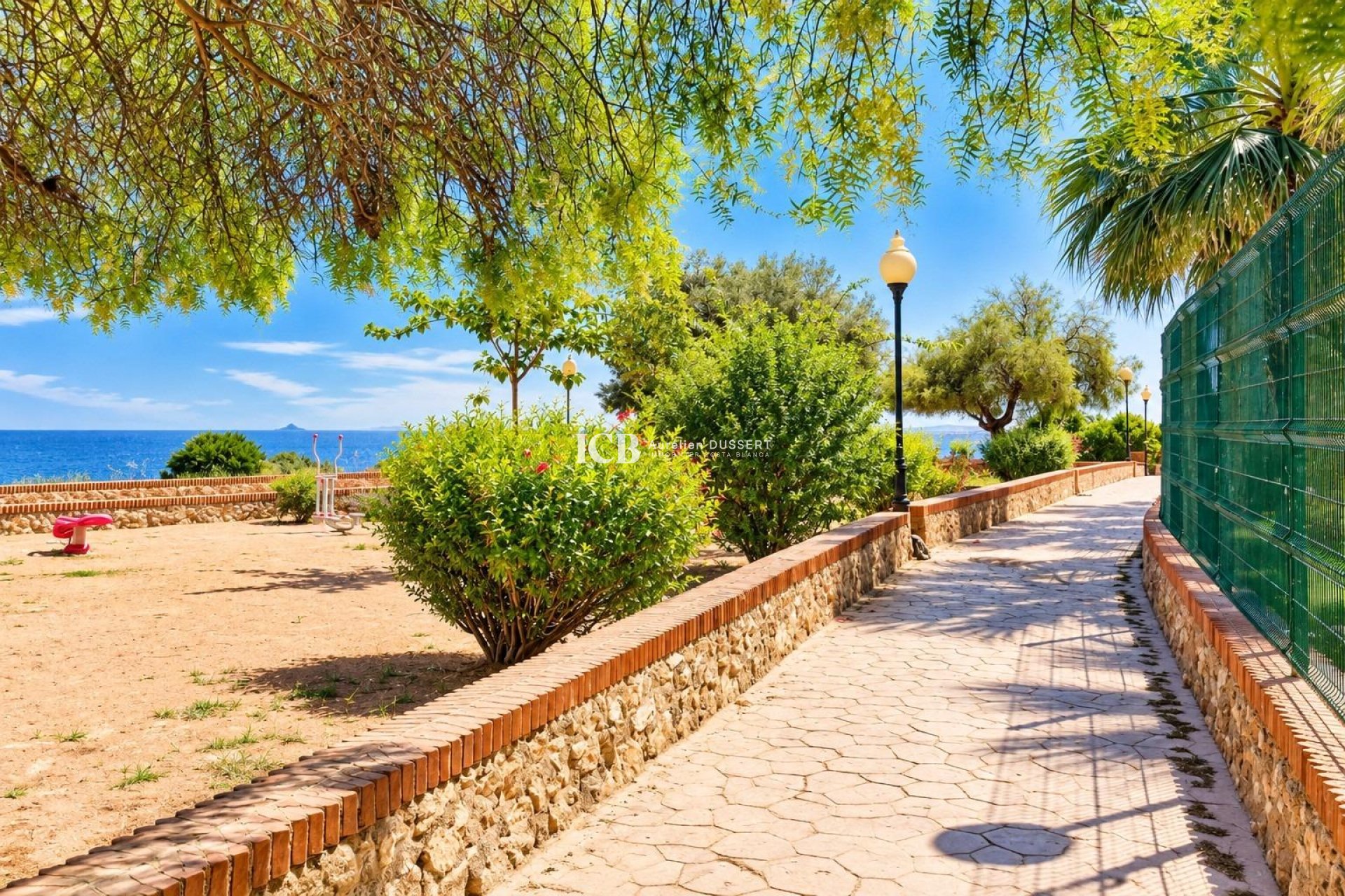 Reventa - Apartamento / piso -
Orihuela Costa - La Regia