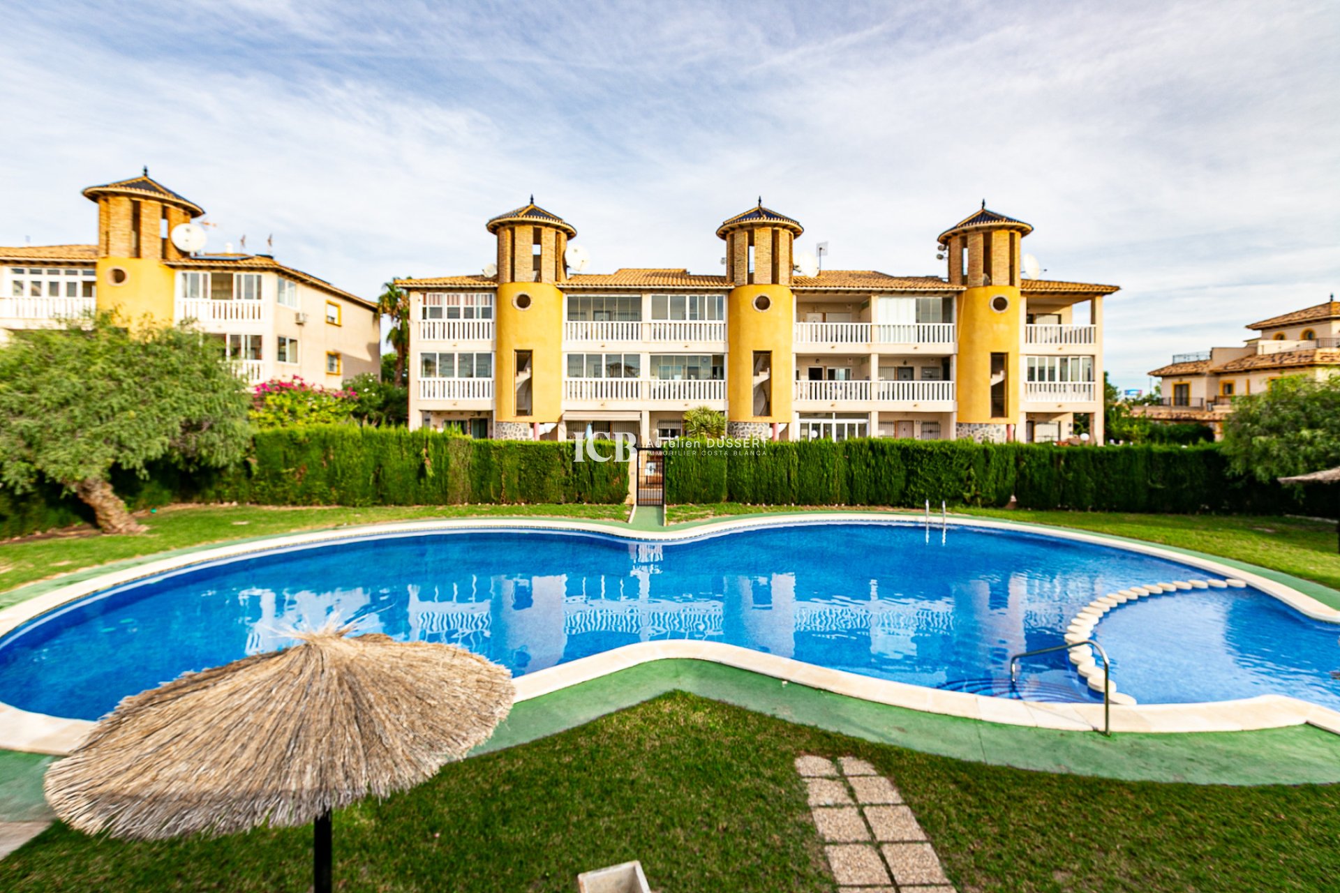 Reventa - Apartamento / piso -
Orihuela Costa - La Zenia