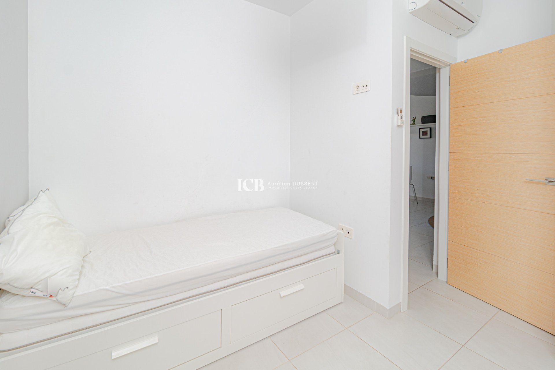 Reventa - Apartamento / piso -
Orihuela Costa - La Zenia