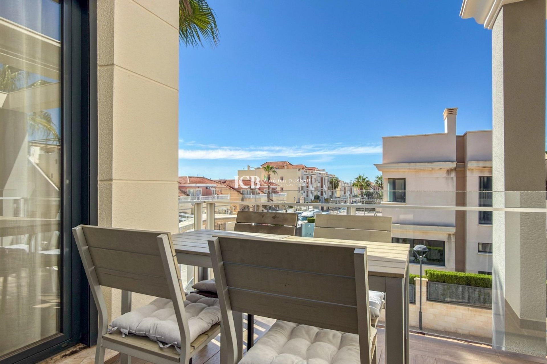 Reventa - Apartamento / piso -
Orihuela Costa - La Zenia
