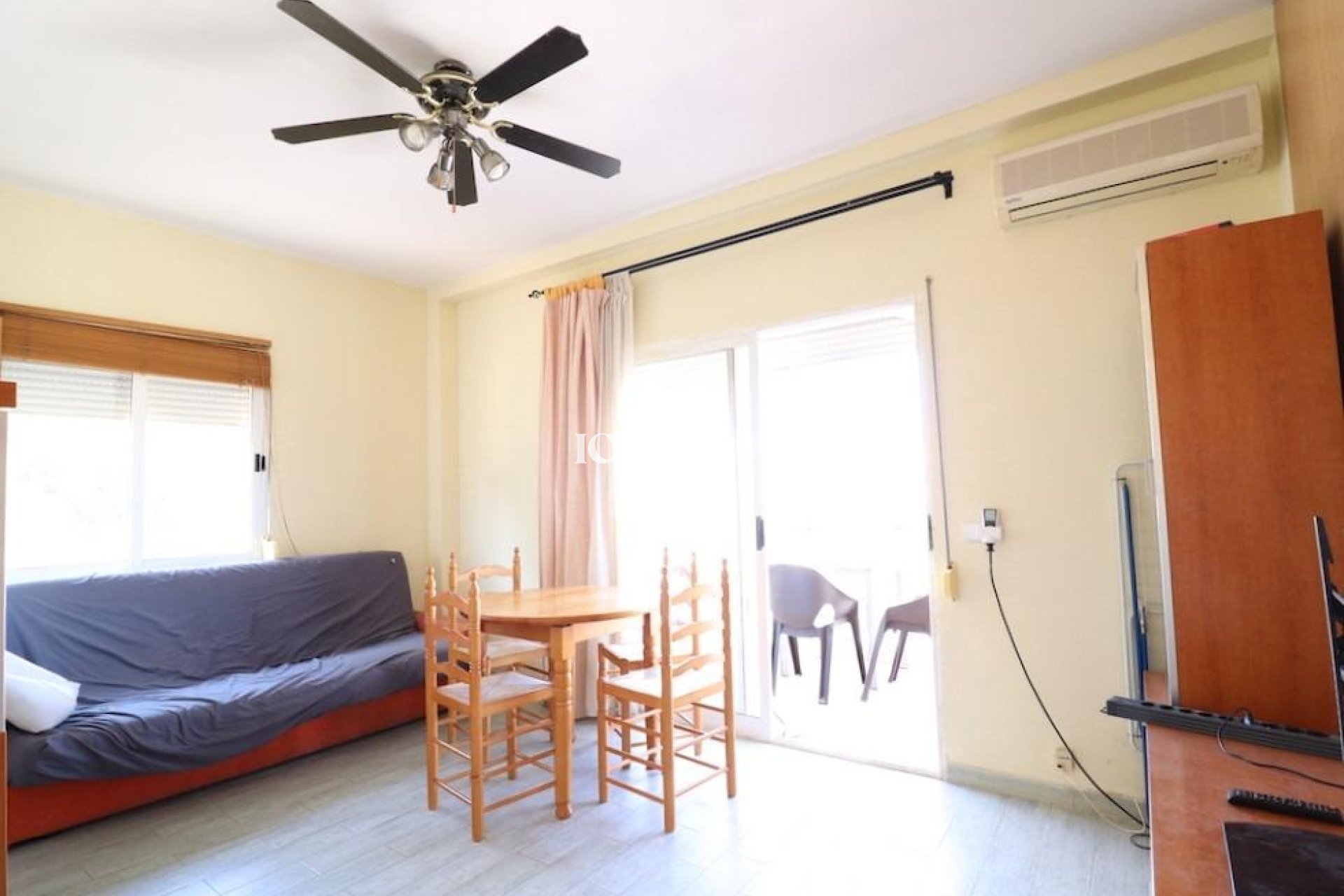 Reventa - Apartamento / piso -
Orihuela Costa - Las Filipinas