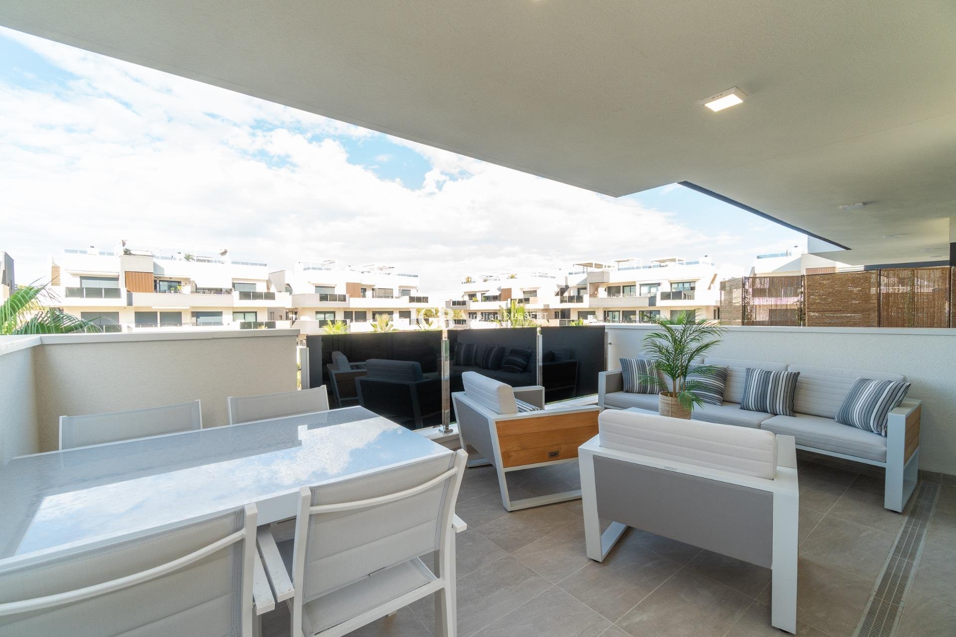 Reventa - Apartamento / piso -
Orihuela Costa - Las Mimosas