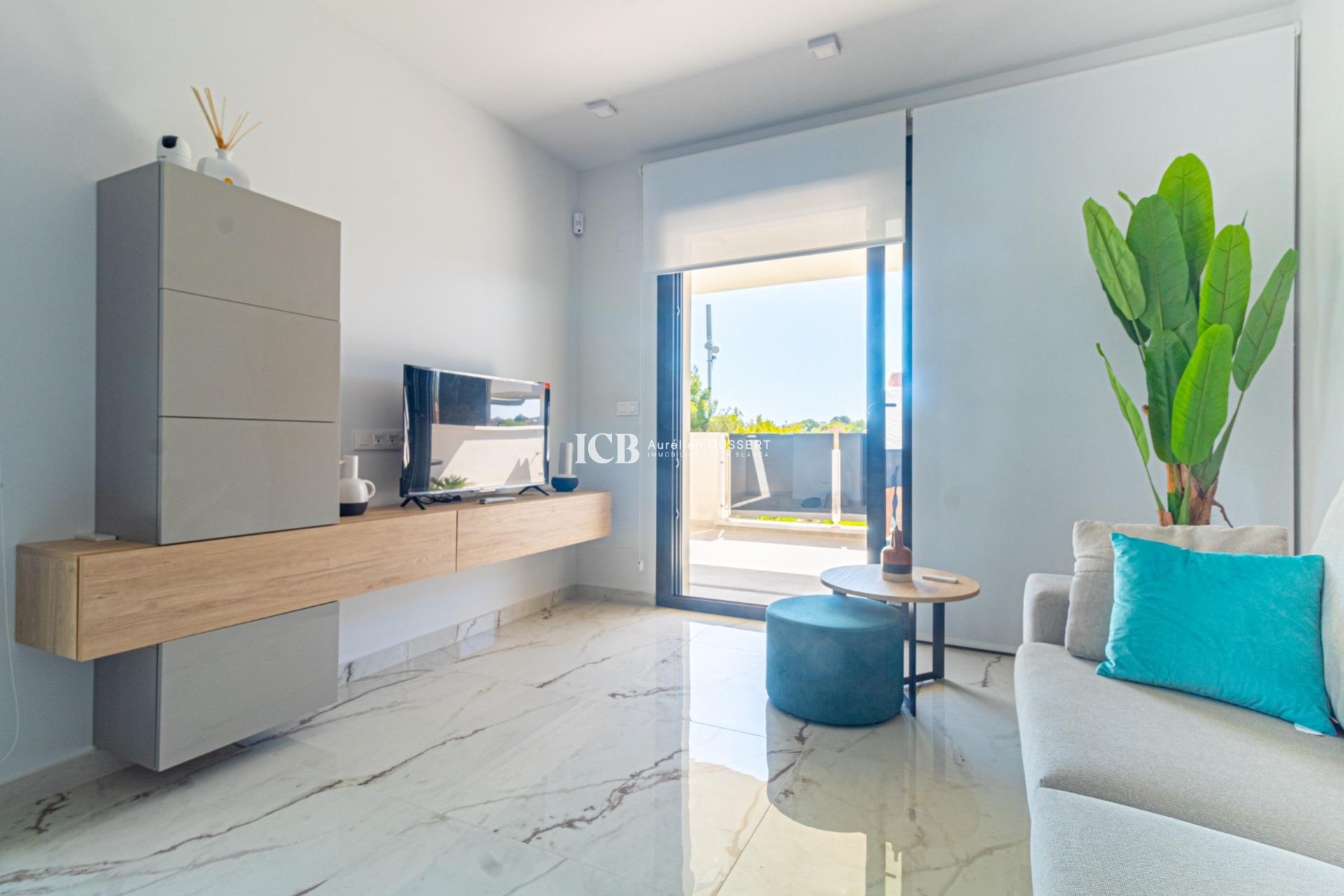 Reventa - Apartamento / piso -
Orihuela Costa - Los Almendros-La Florida