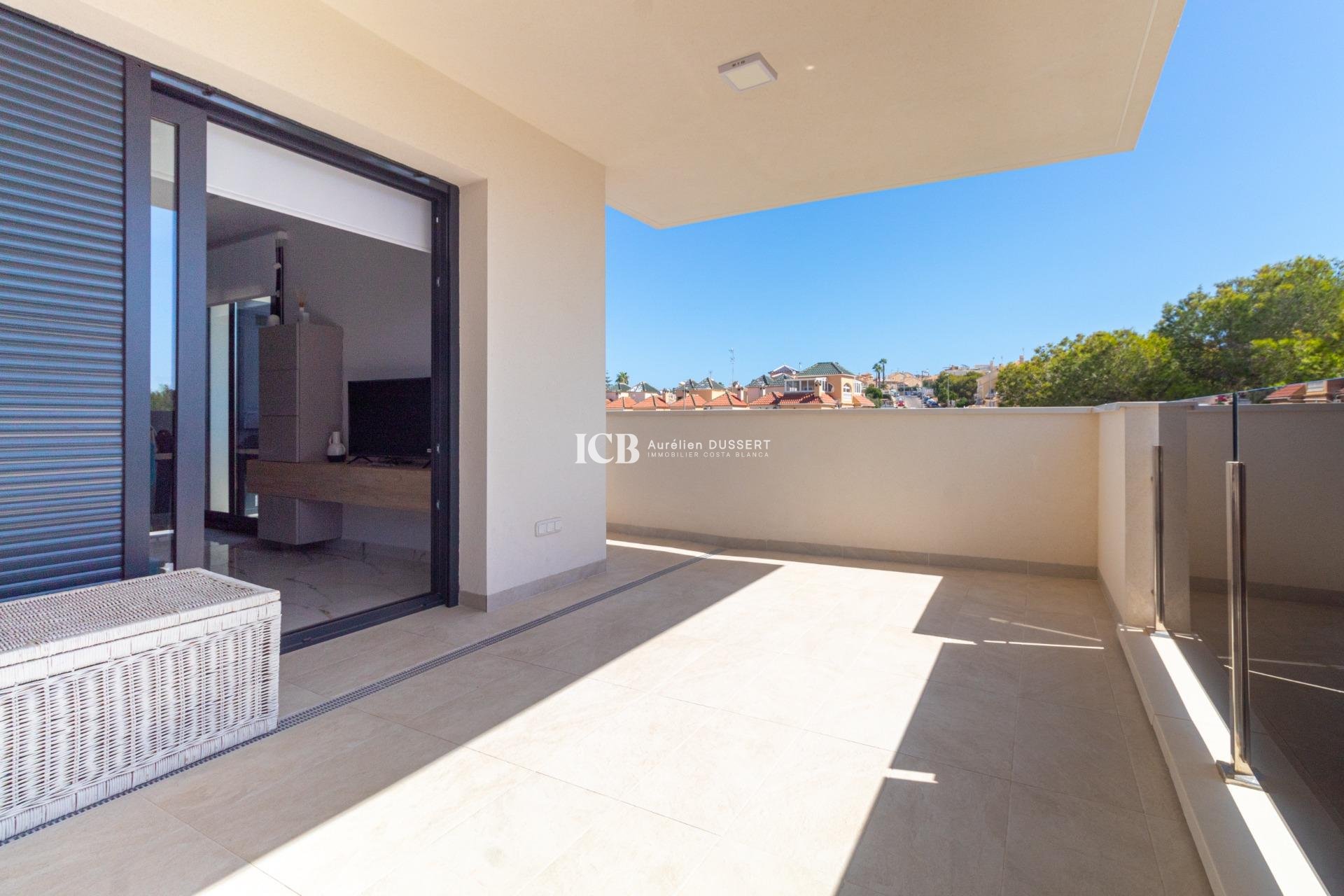 Reventa - Apartamento / piso -
Orihuela Costa - Los Almendros-La Florida