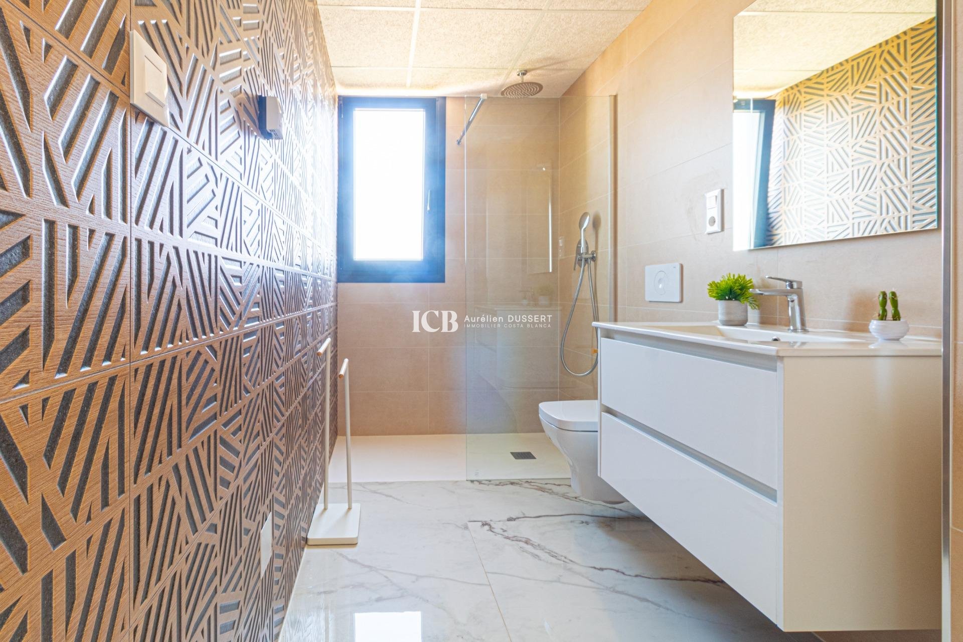 Reventa - Apartamento / piso -
Orihuela Costa - Los Almendros-La Florida