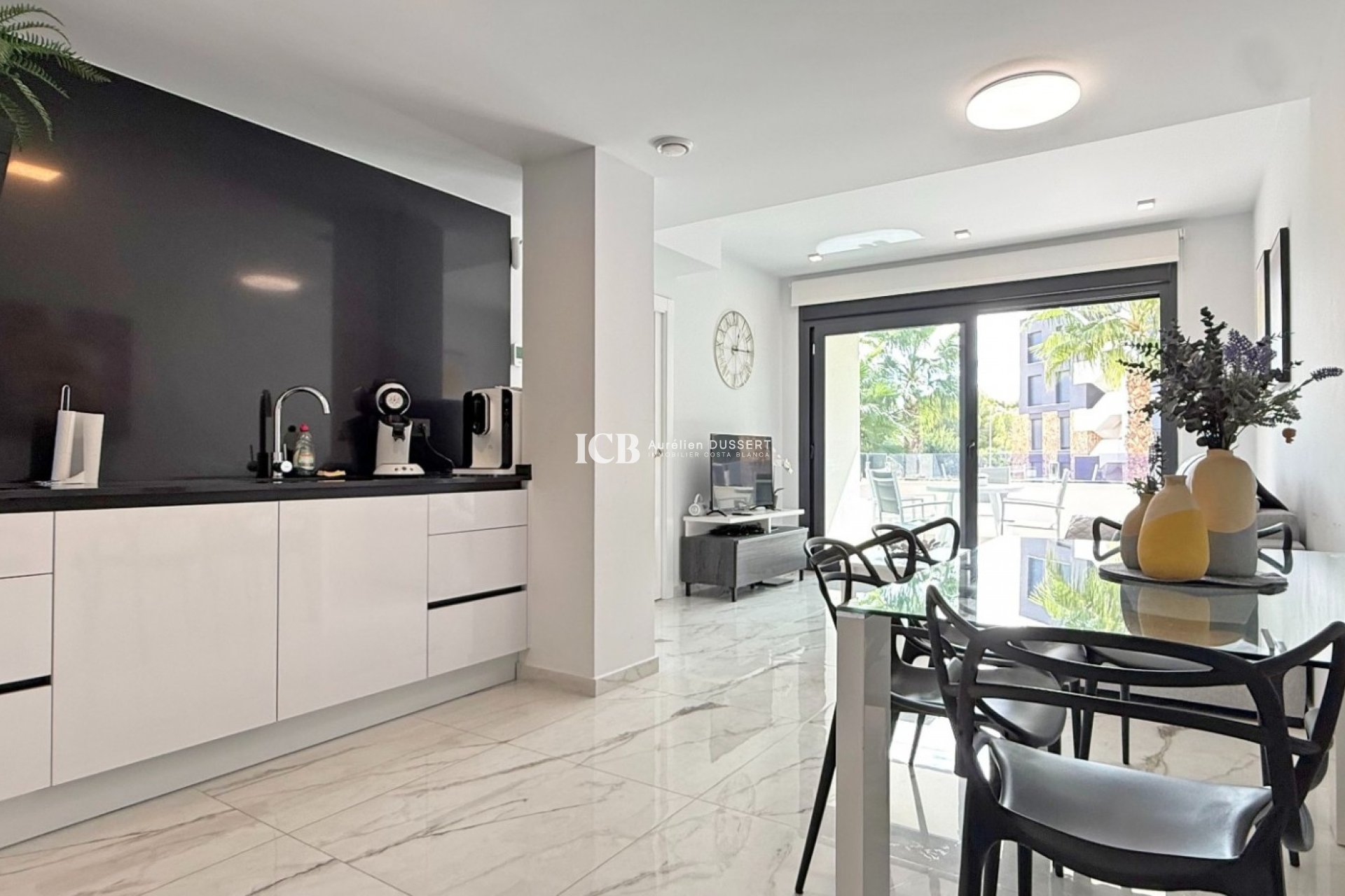 Reventa - Apartamento / piso -
Orihuela Costa - Los Almendros-La Florida