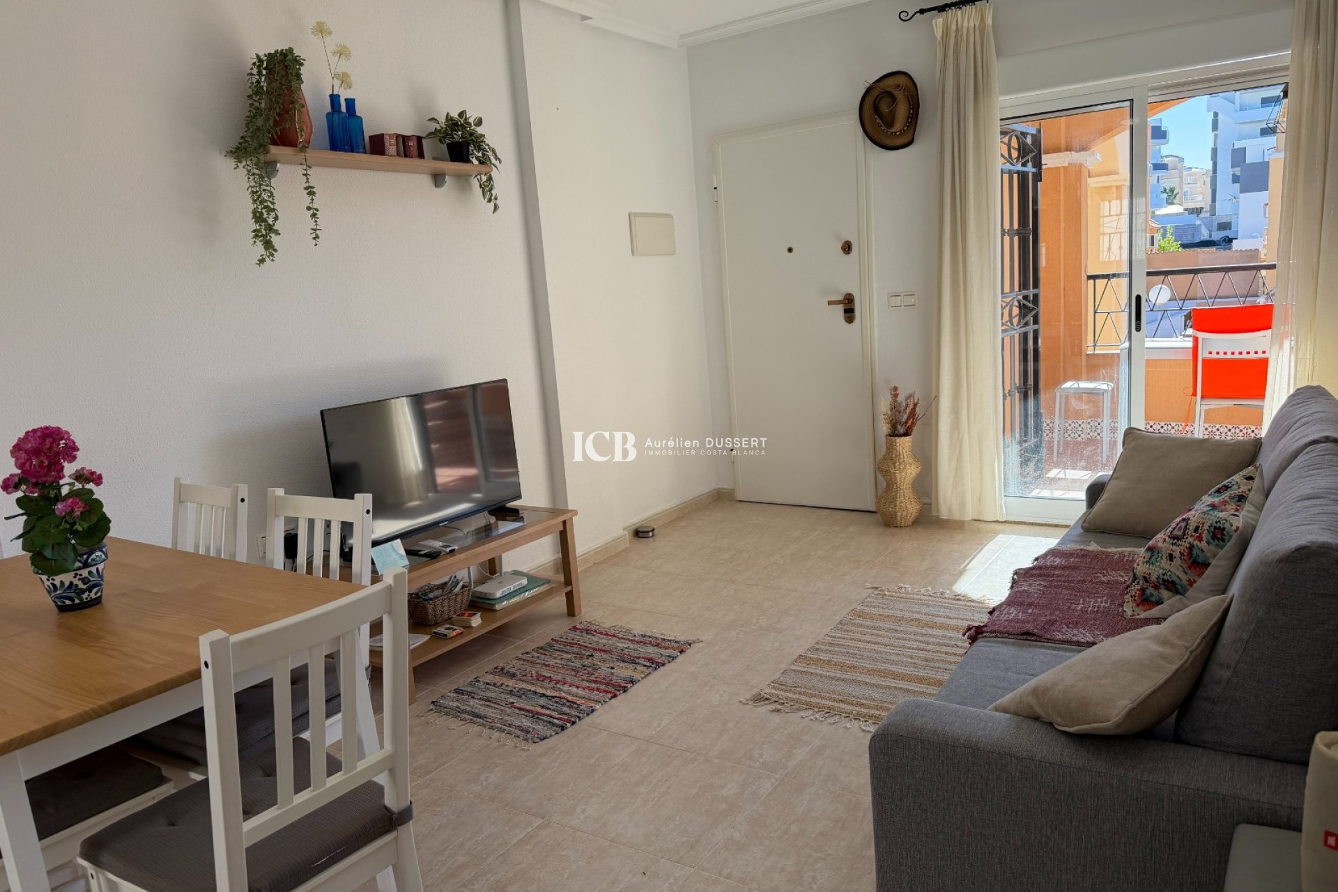 Reventa - Apartamento / piso -
Orihuela Costa - Los Altos