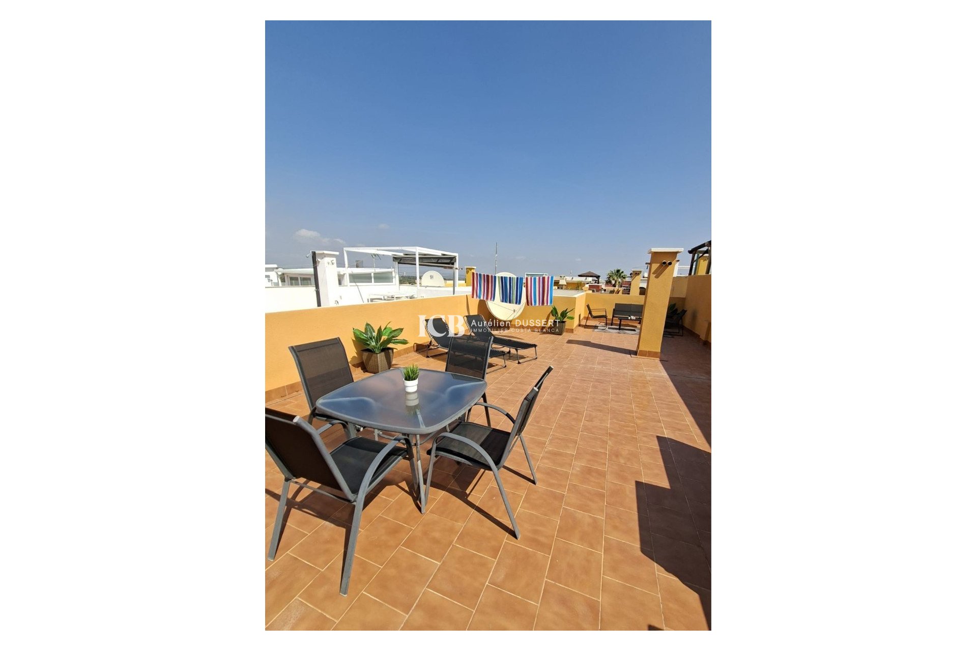 Reventa - Apartamento / piso -
Orihuela Costa - Los Altos