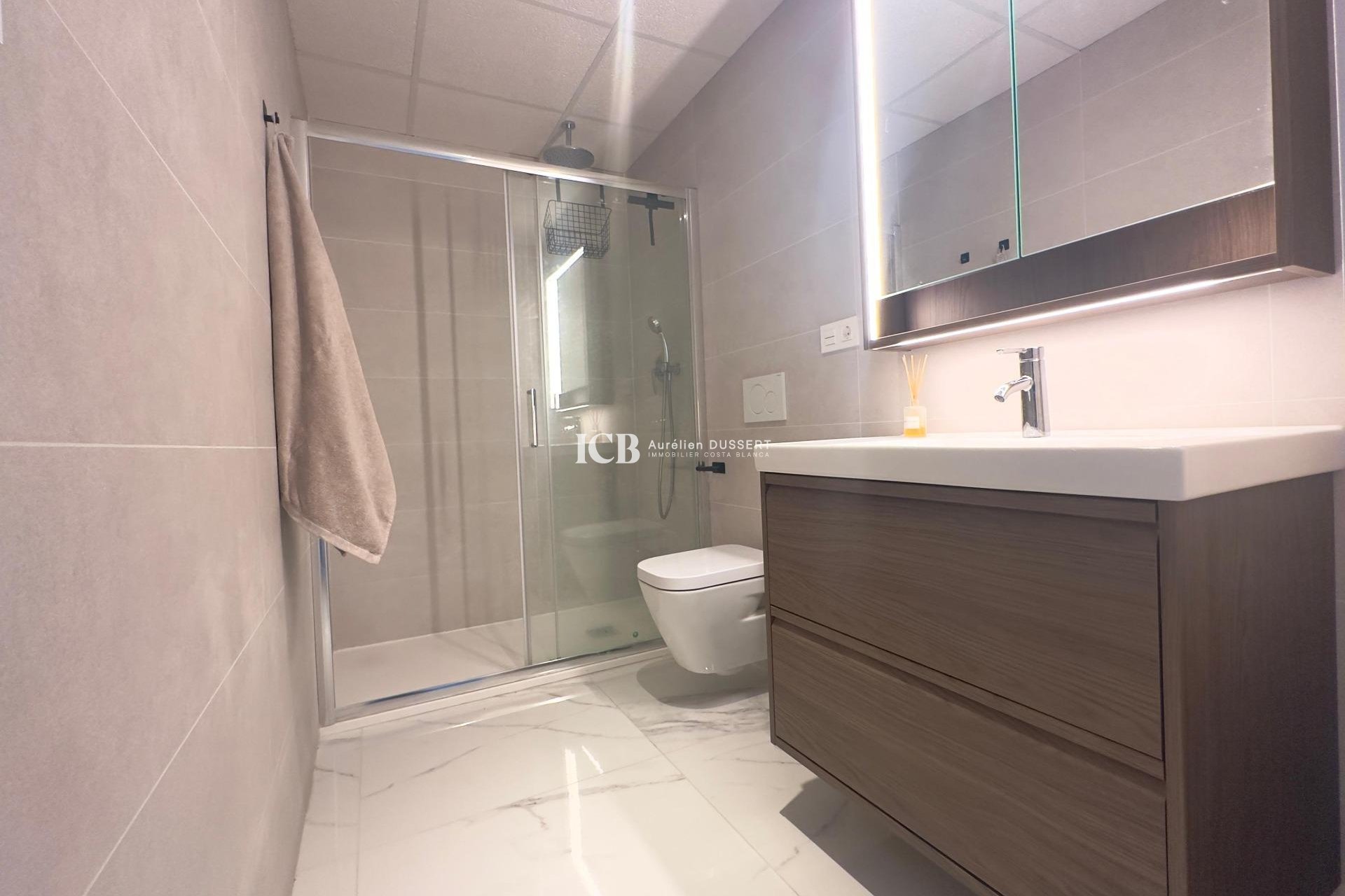 Reventa - Apartamento / piso -
Orihuela Costa - Los Balcones - Los Altos del Edén