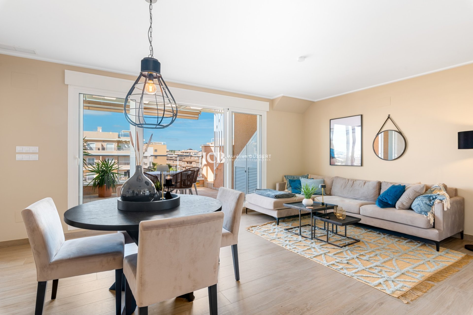 Reventa - Apartamento / piso -
Orihuela Costa - Los Dolses