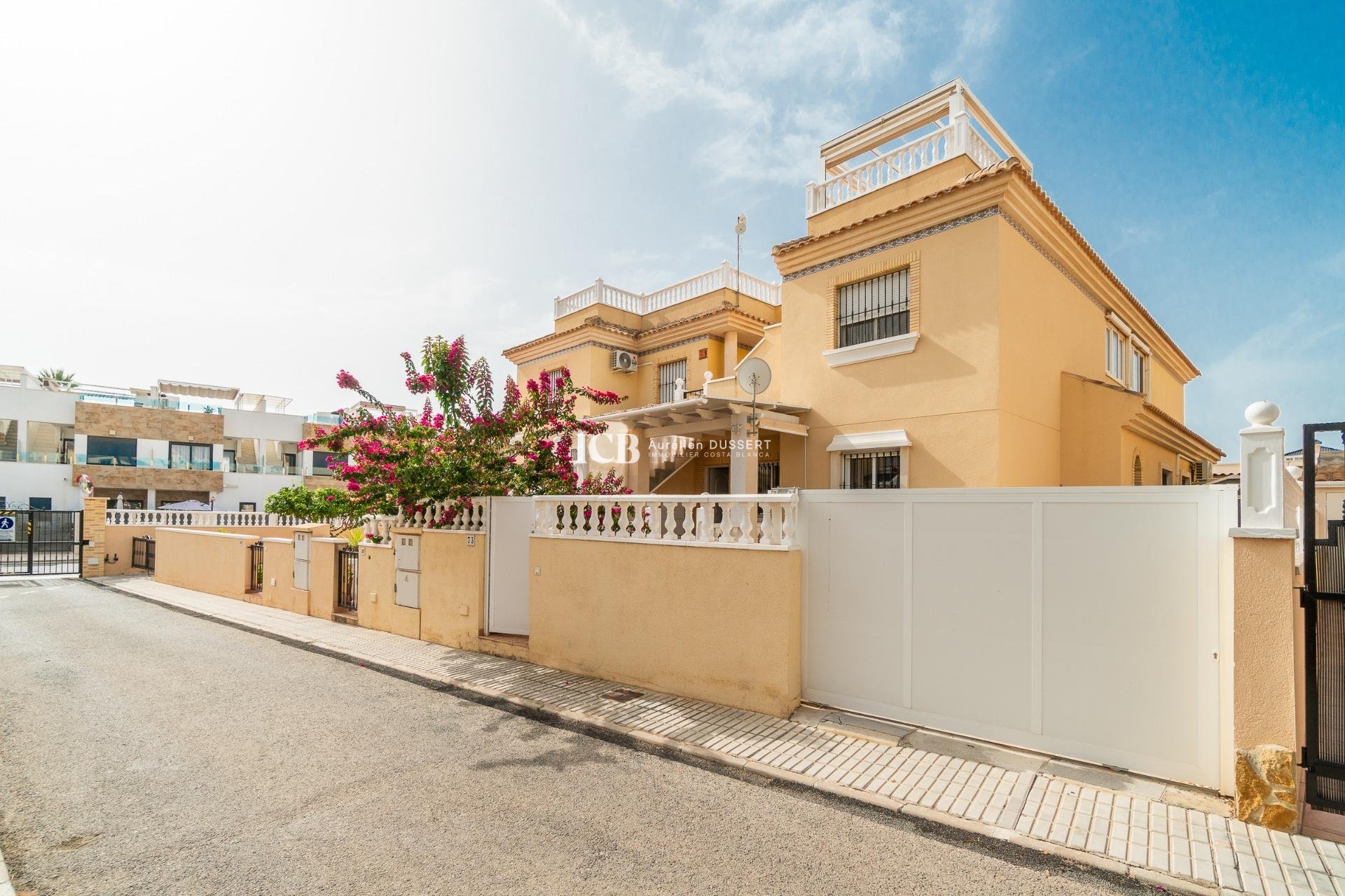 Reventa - Apartamento / piso -
Orihuela Costa - Los Dolses