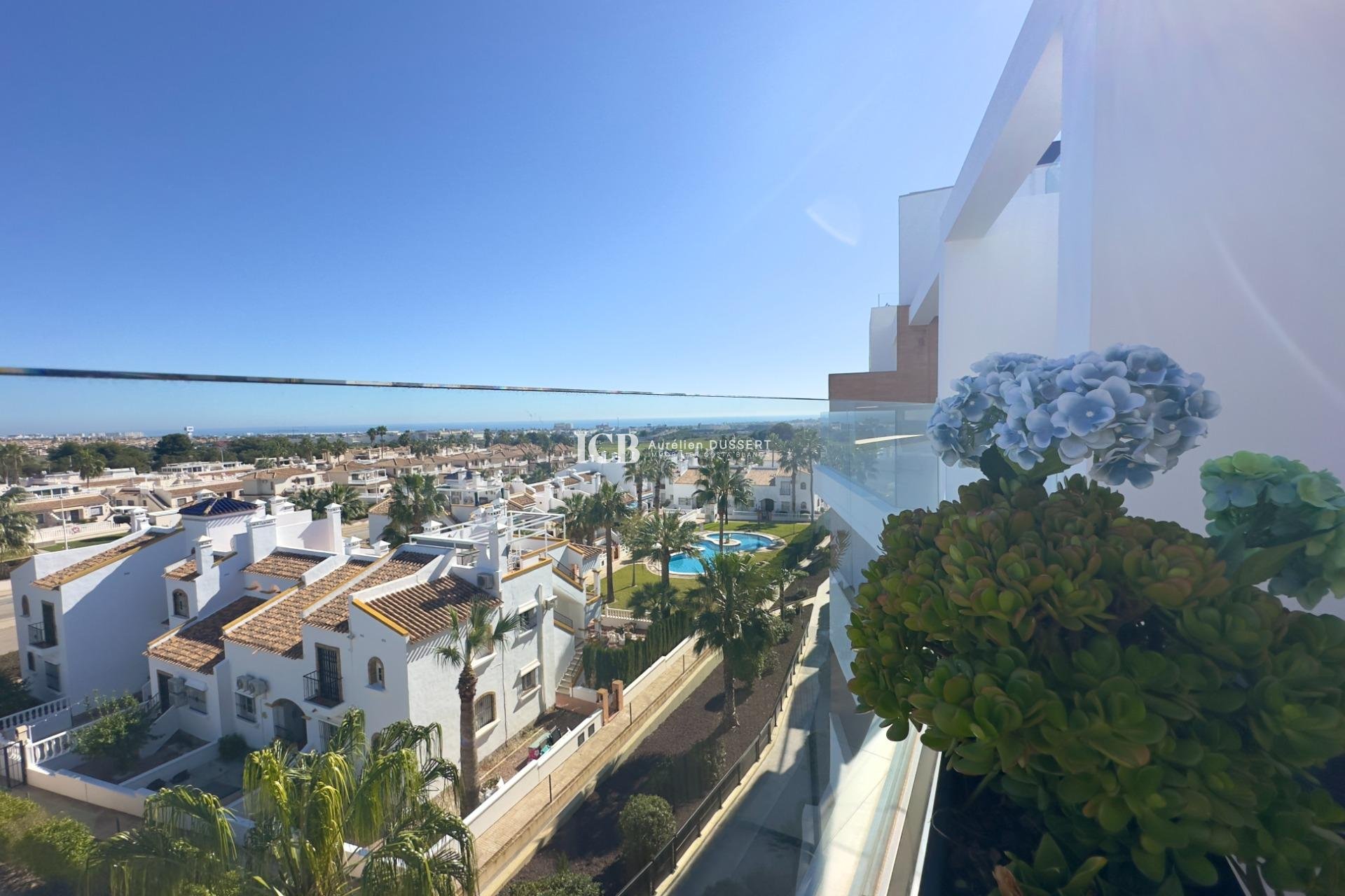 Reventa - Apartamento / piso -
Orihuela Costa - Los Dolses