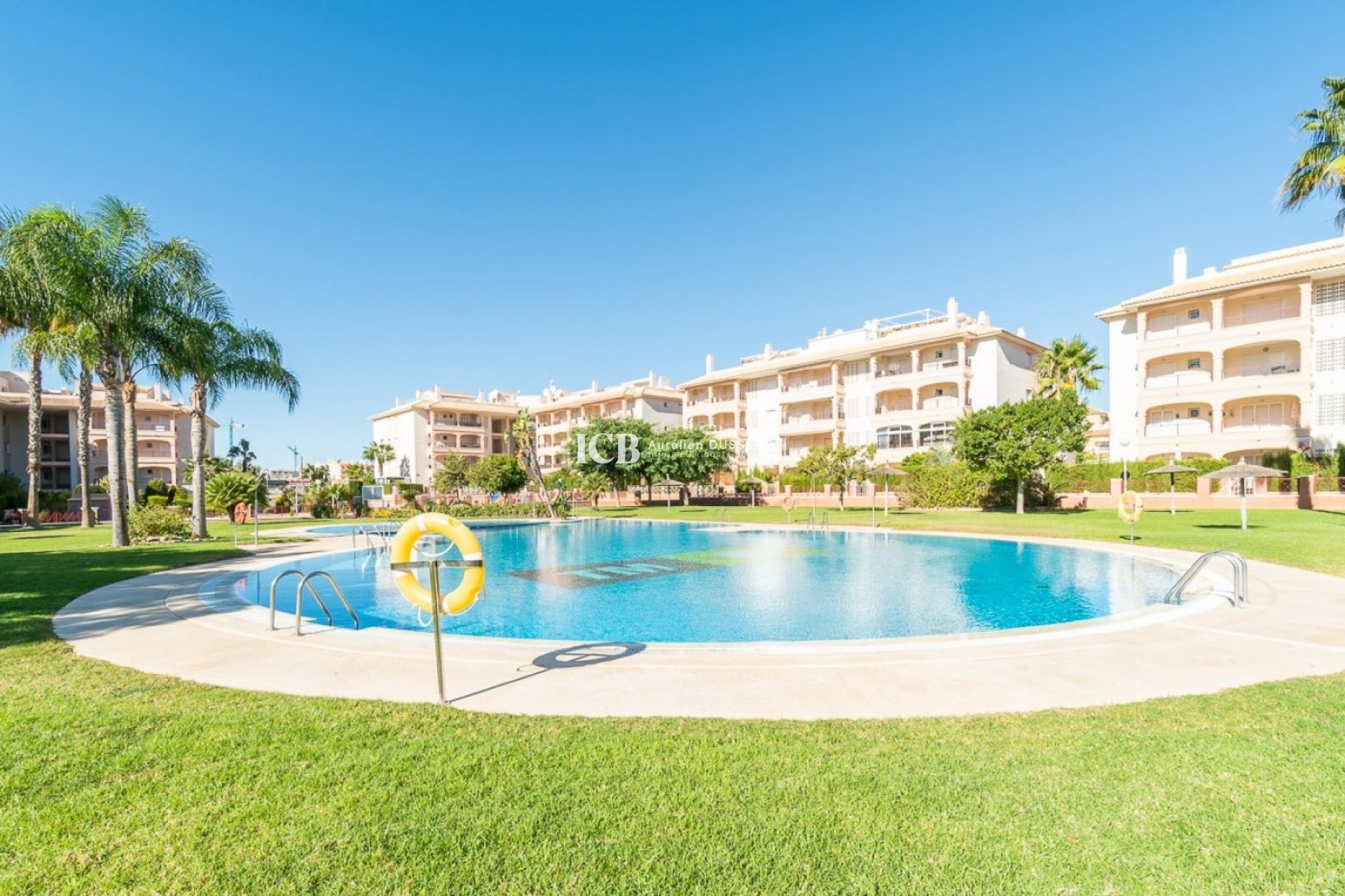 Reventa - Apartamento / piso -
Orihuela Costa - Playa Flamenca