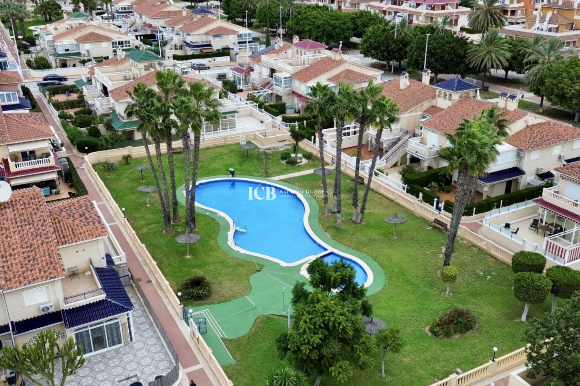 Reventa - Apartamento / piso -
Orihuela Costa - Playa Flamenca