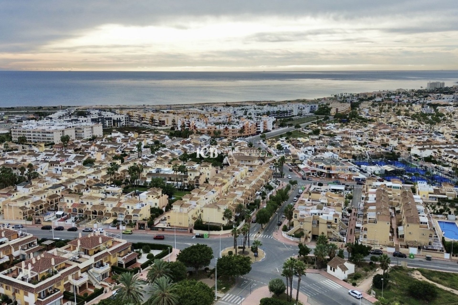 Reventa - Apartamento / piso -
Orihuela Costa - Playa Flamenca