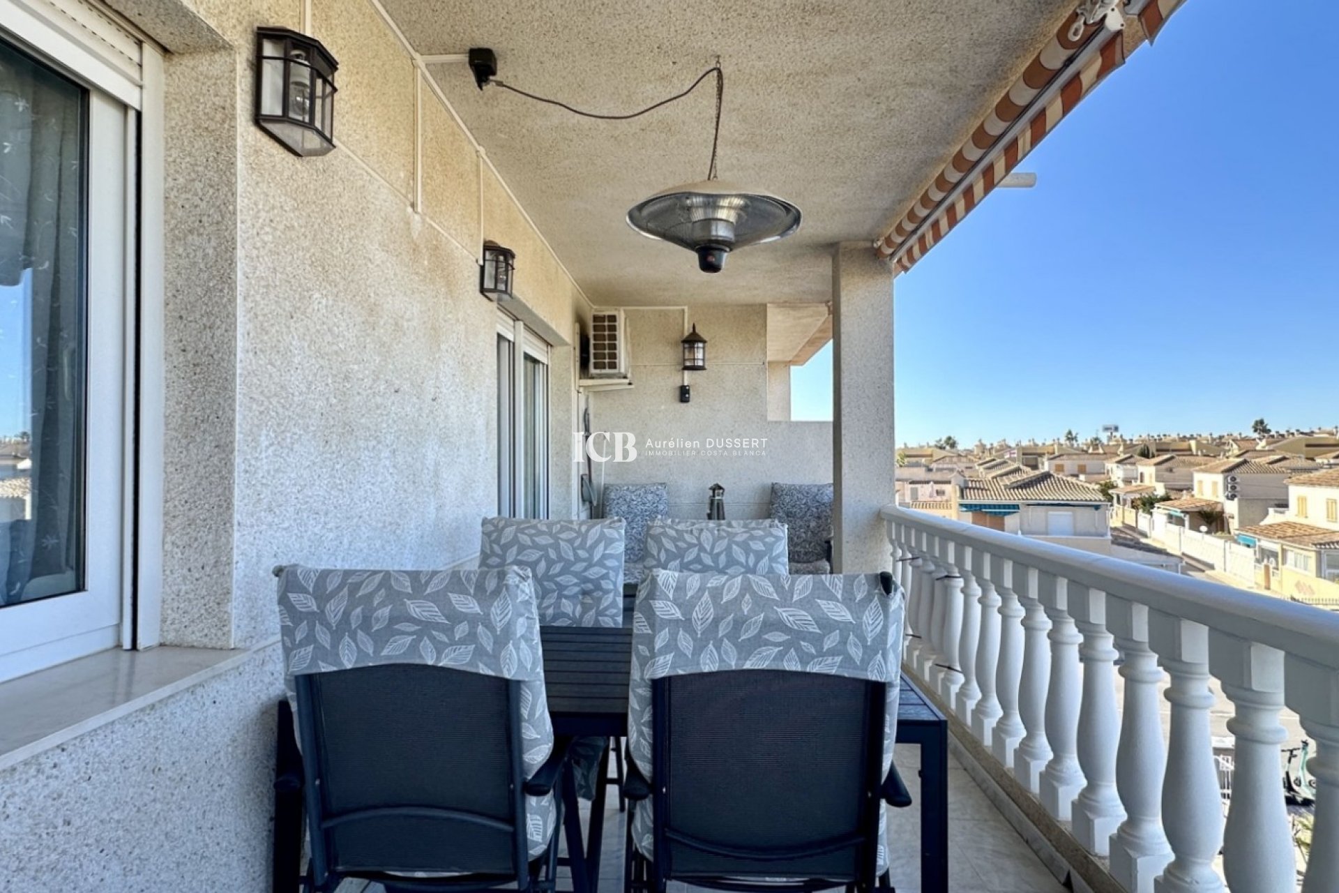 Reventa - Apartamento / piso -
Orihuela Costa - Playa Flamenca