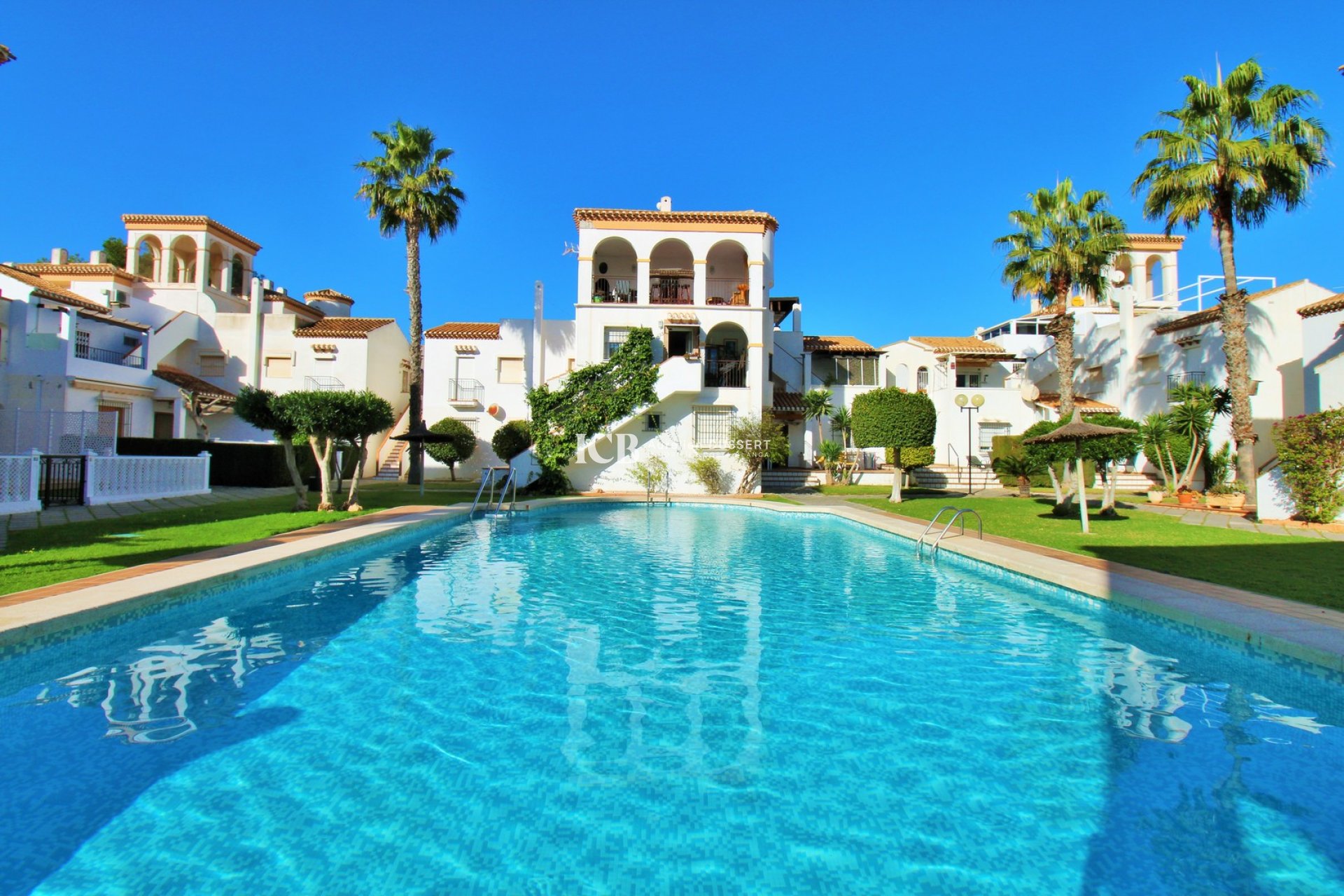 Reventa - Apartamento / piso -
Orihuela Costa - Playa Flamenca