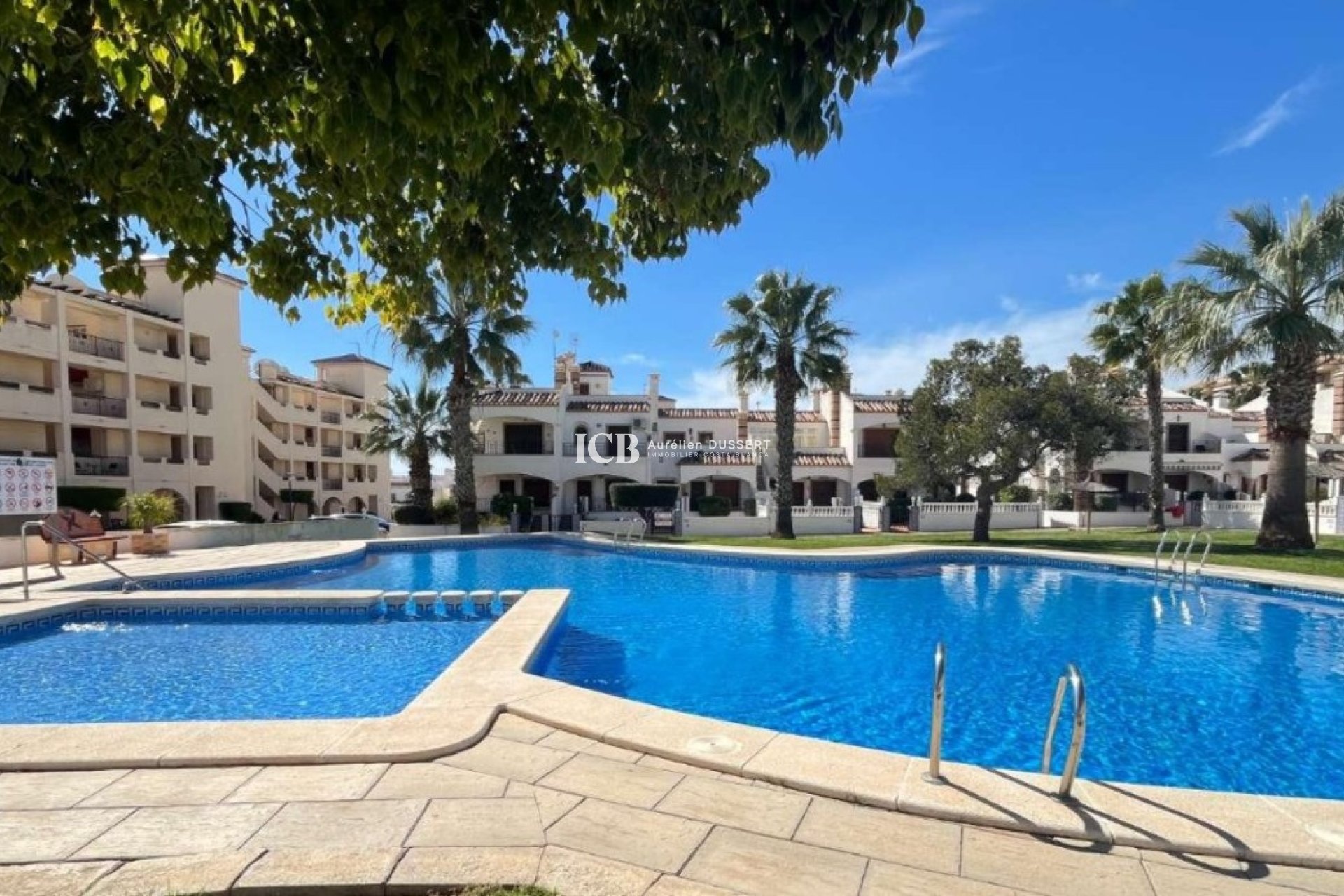 Reventa - Apartamento / piso -
Orihuela Costa - Playa Flamenca