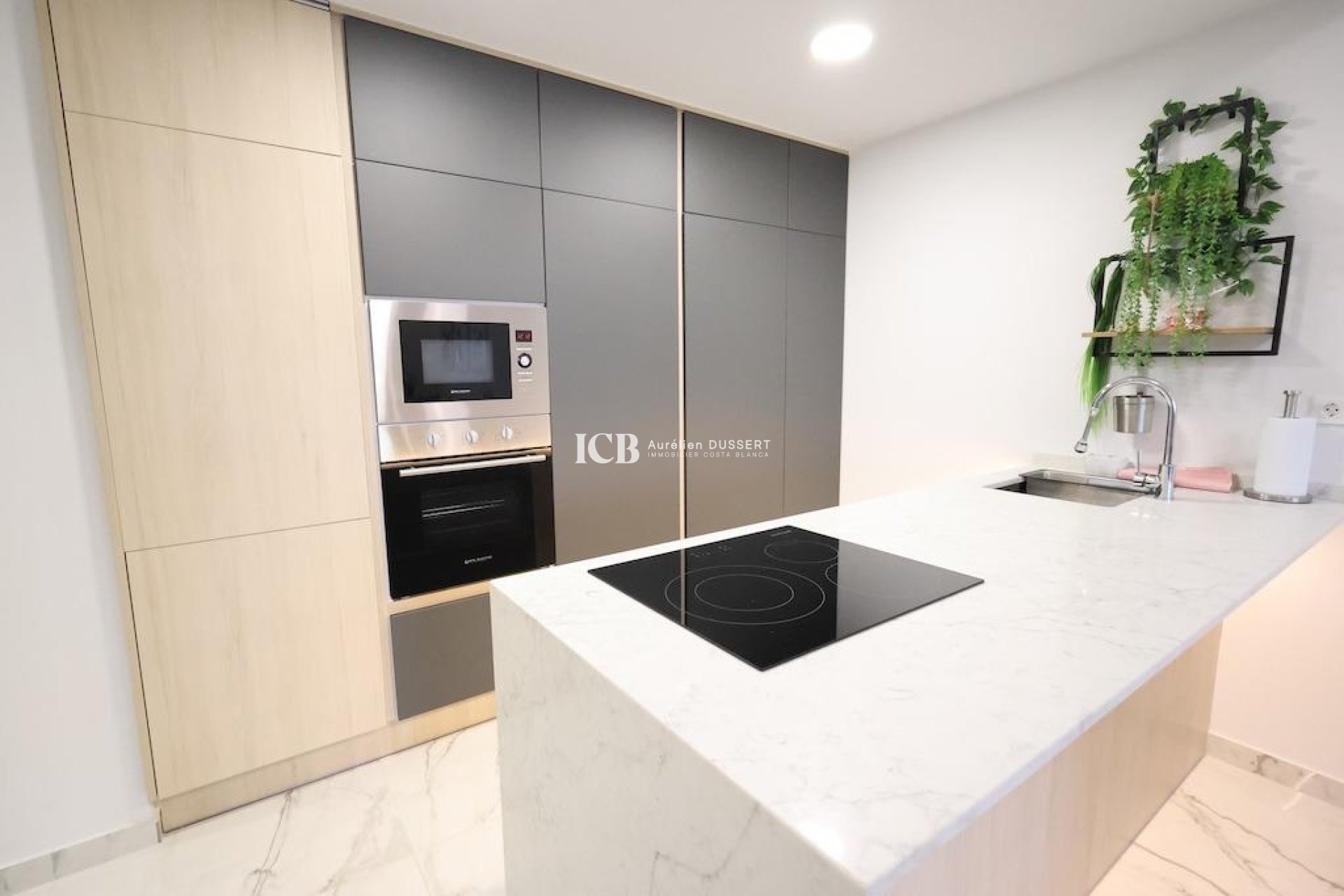 Reventa - Apartamento / piso -
Orihuela Costa - Playa Flamenca