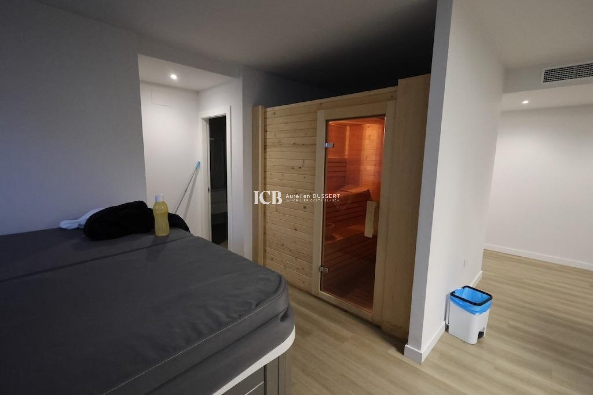 Reventa - Apartamento / piso -
Orihuela Costa - Playa Flamenca