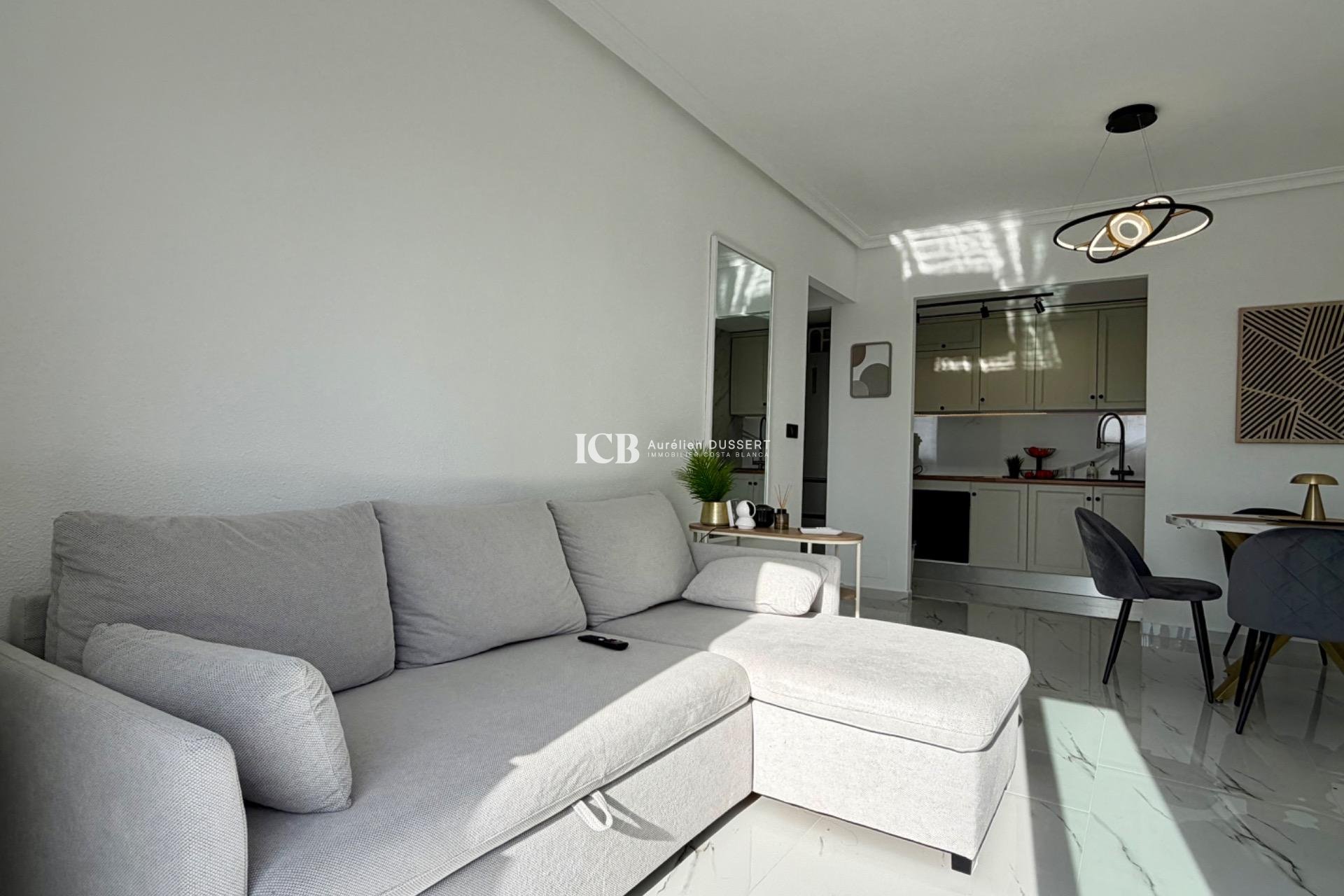 Reventa - Apartamento / piso -
Orihuela Costa - Playa Flamenca