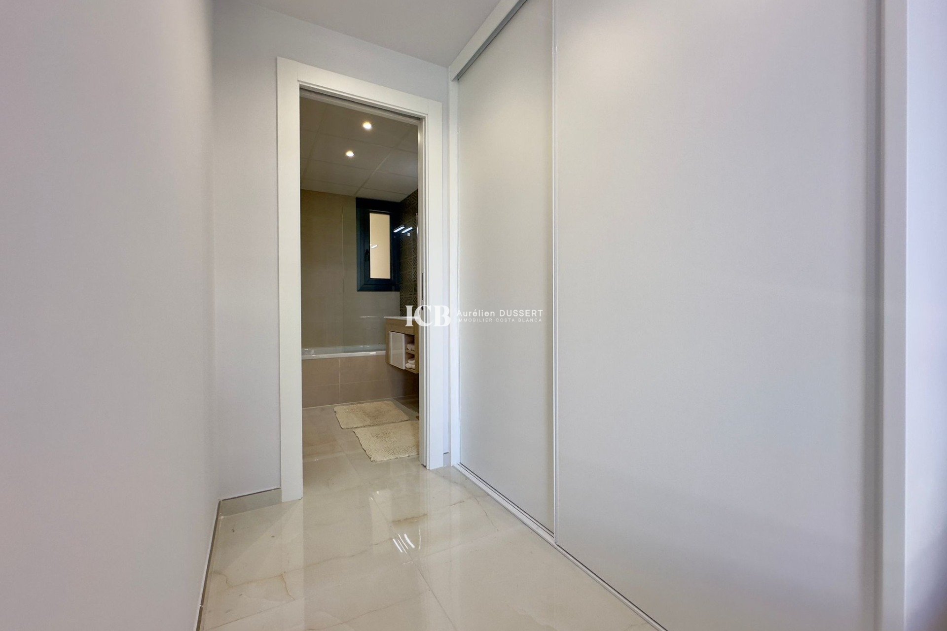 Reventa - Apartamento / piso -
Orihuela Costa - Playa Flamenca