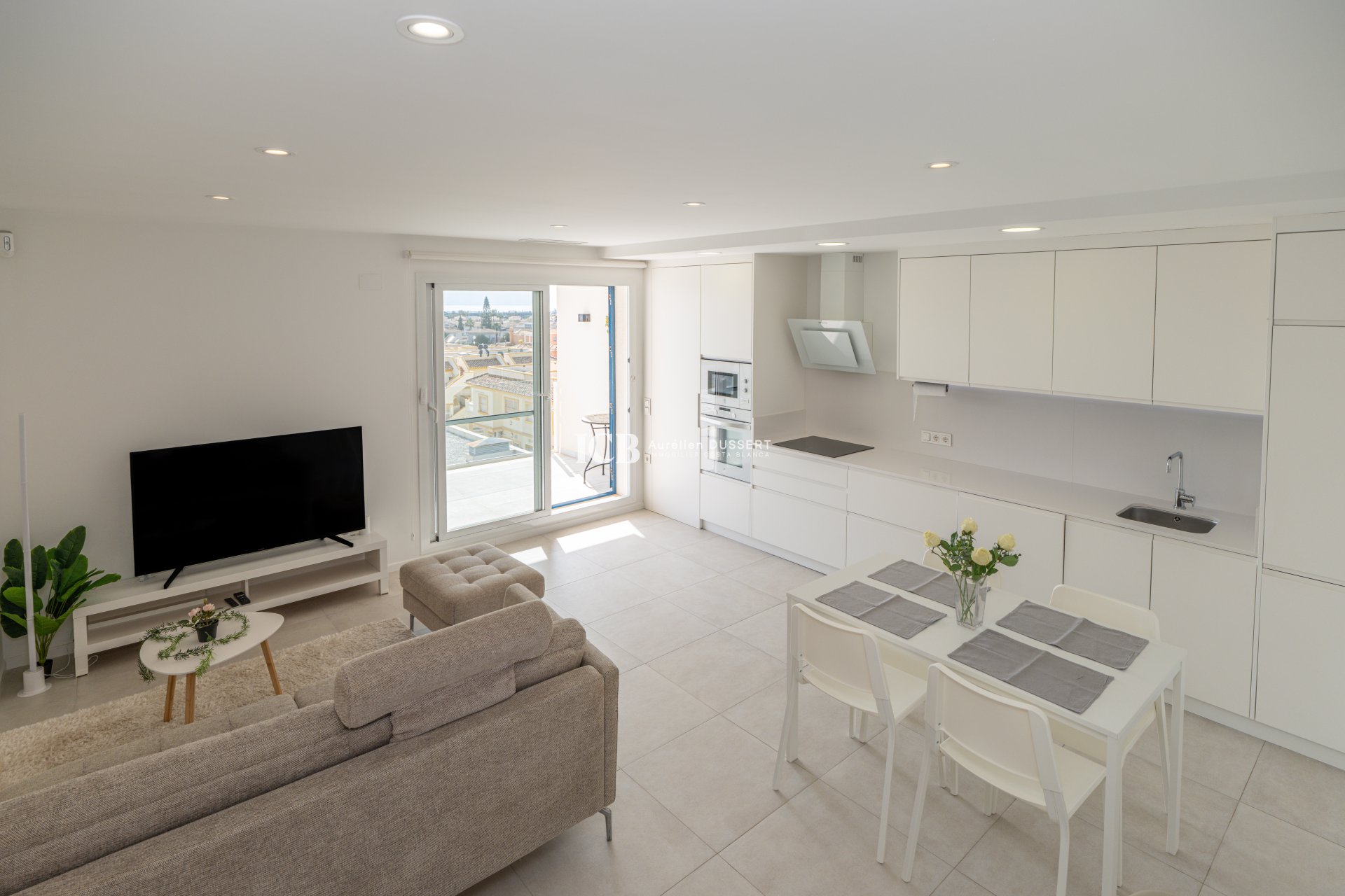 Reventa - Apartamento / piso -
Orihuela Costa - Playa Flamenca