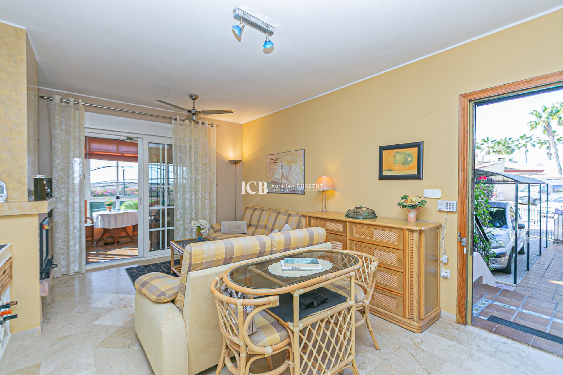 Reventa - Apartamento / piso -
Orihuela Costa - Playa Flamenca