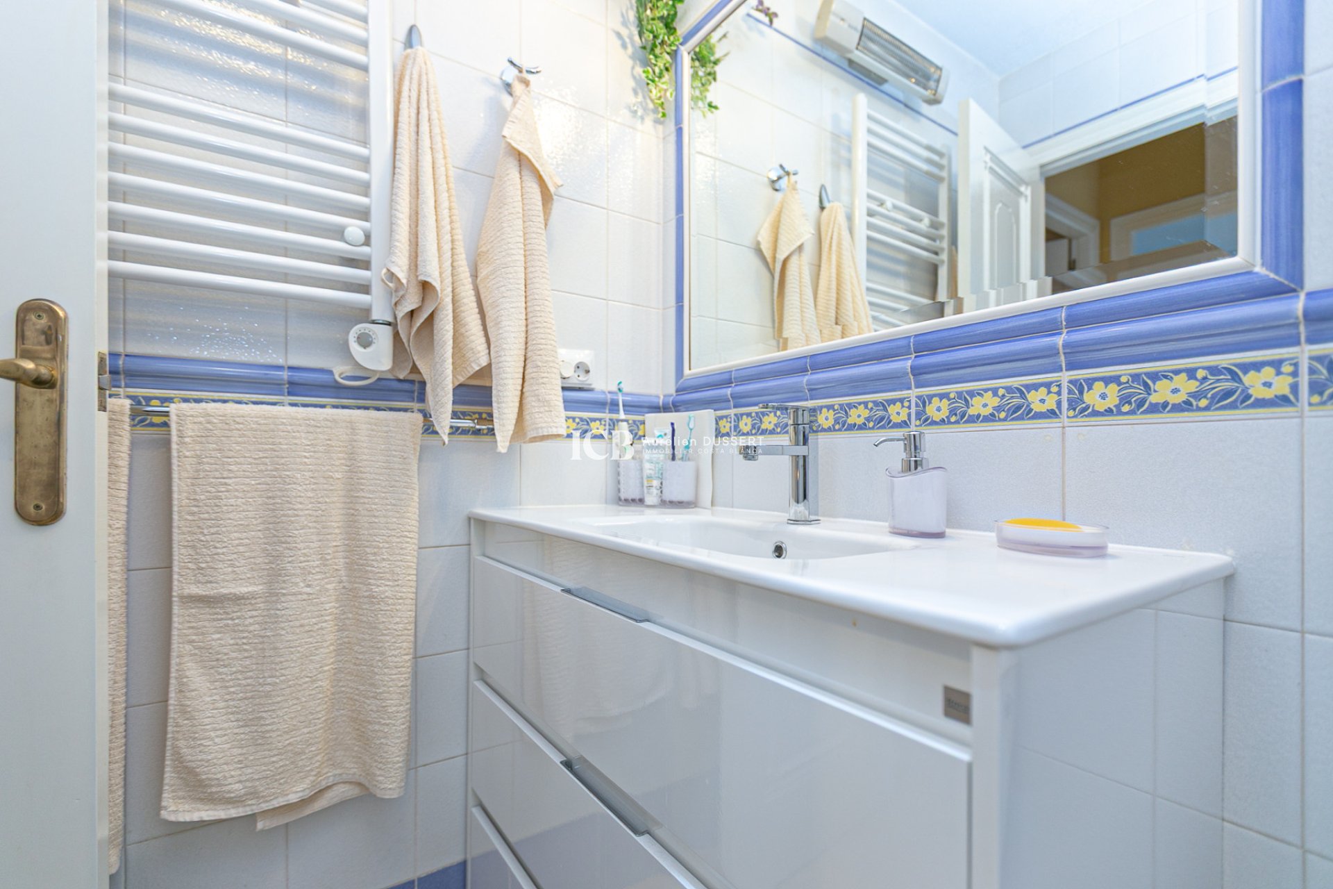 Reventa - Apartamento / piso -
Orihuela Costa - Playa Flamenca