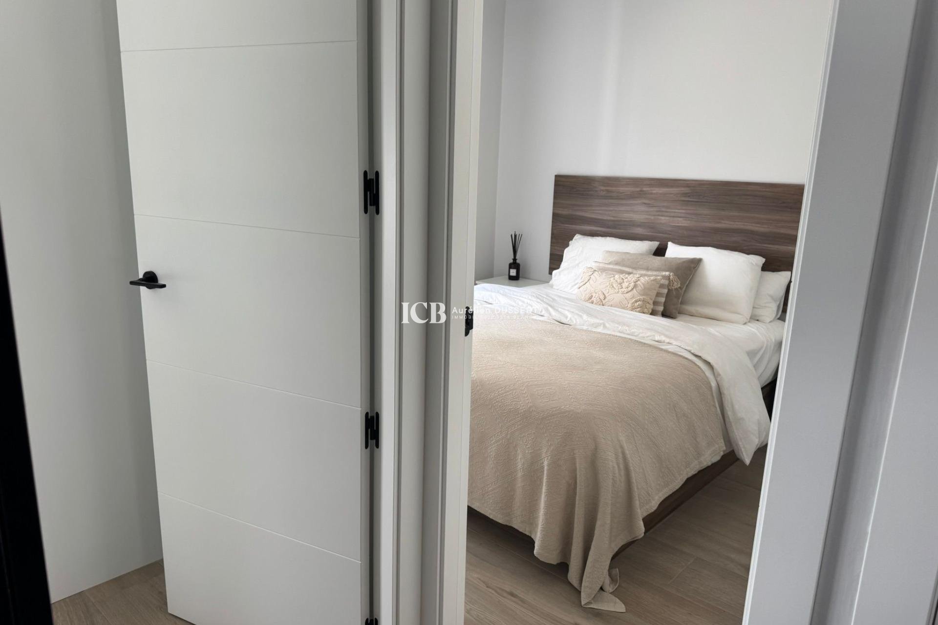 Reventa - Apartamento / piso -
Orihuela Costa - Playa Flamenca