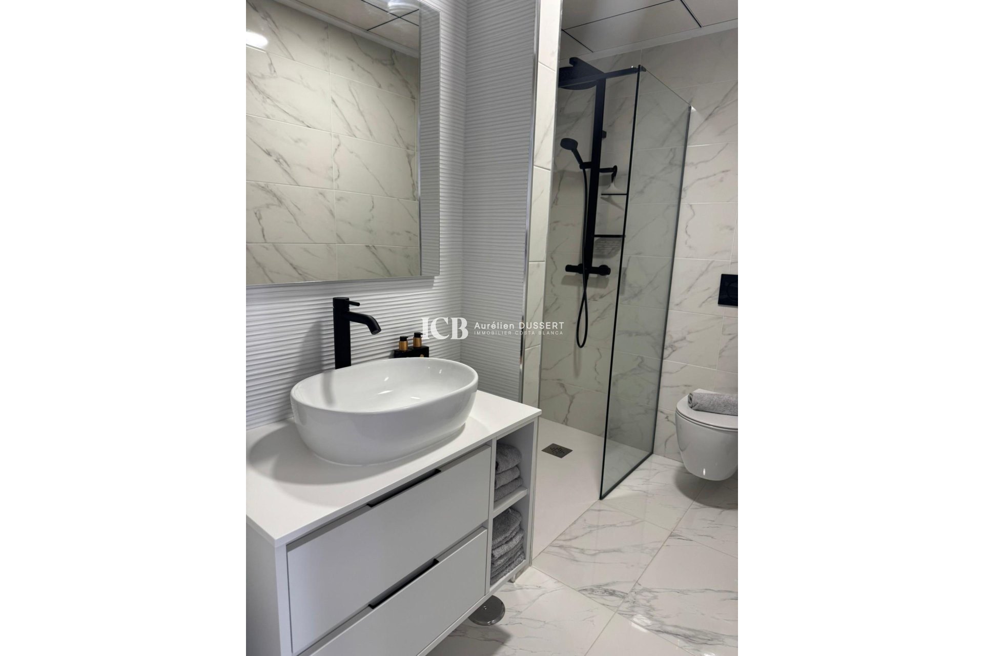 Reventa - Apartamento / piso -
Orihuela Costa - Playa Flamenca